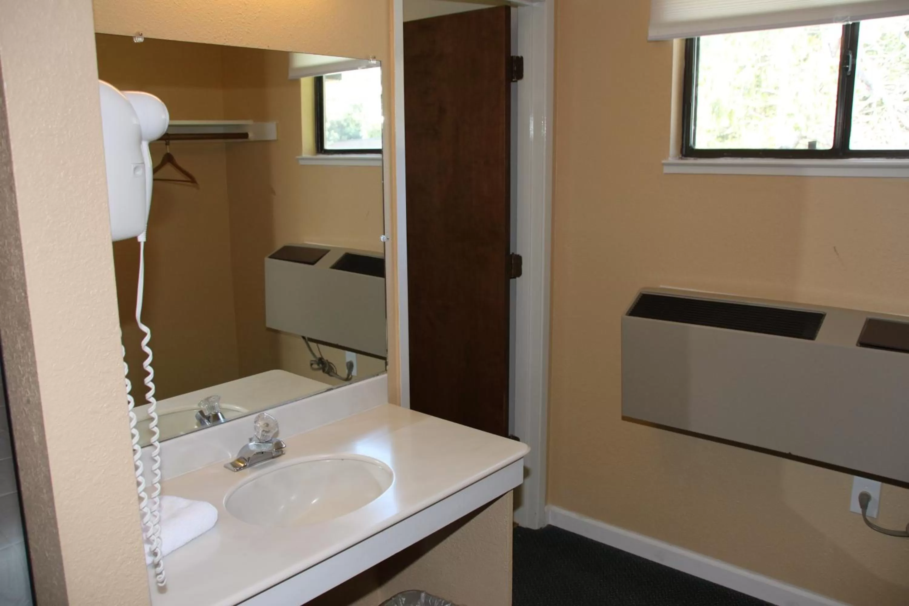 Bathroom in Villa Inn