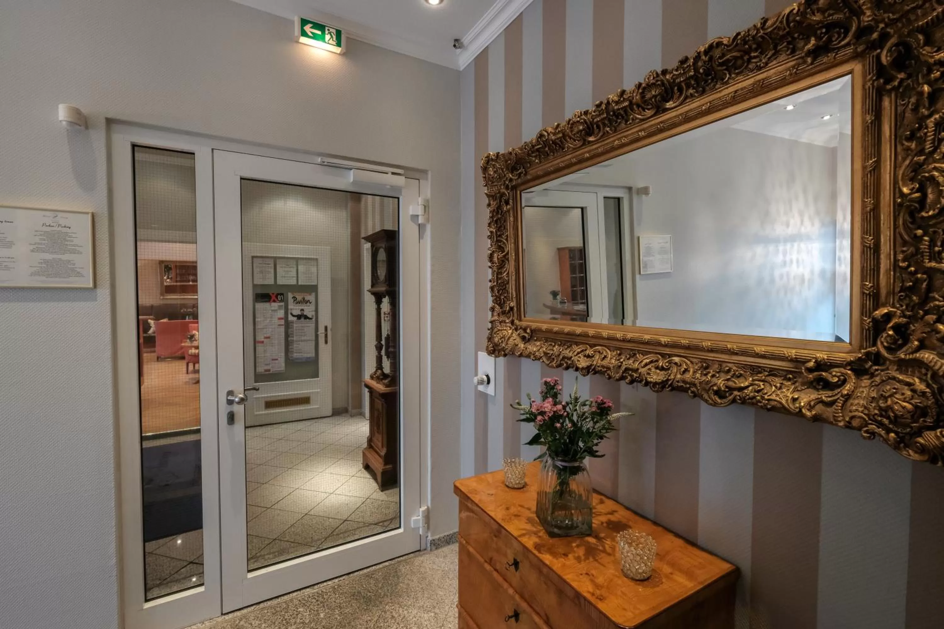 Lobby or reception in Budget by Hotel Savoy Hannover