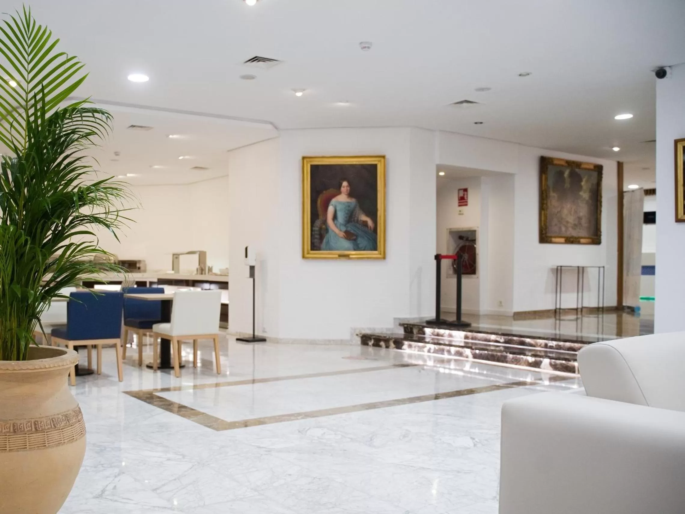 Restaurant/places to eat in Hotel Pasarela