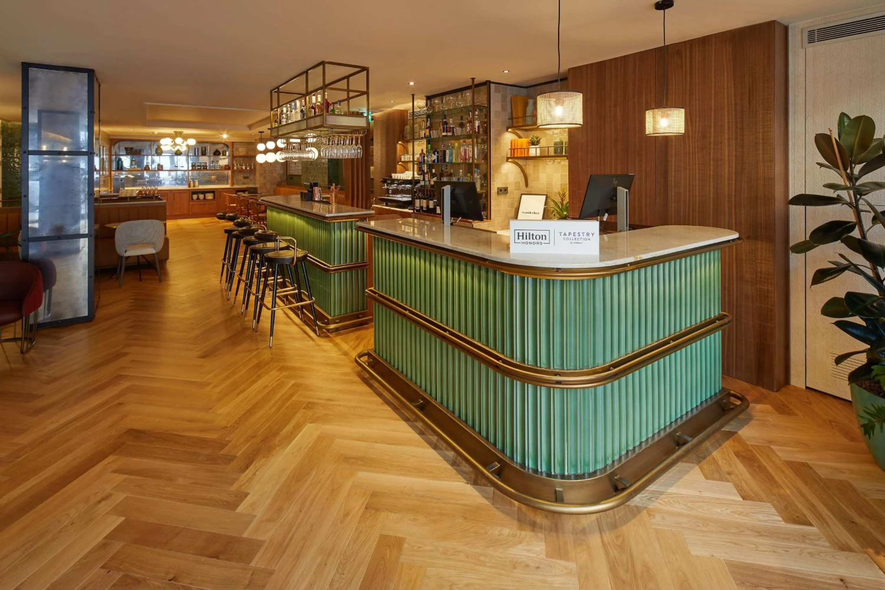 Lobby or reception in Via Sants Hotel Barcelona, Tapestry Collection By Hilton