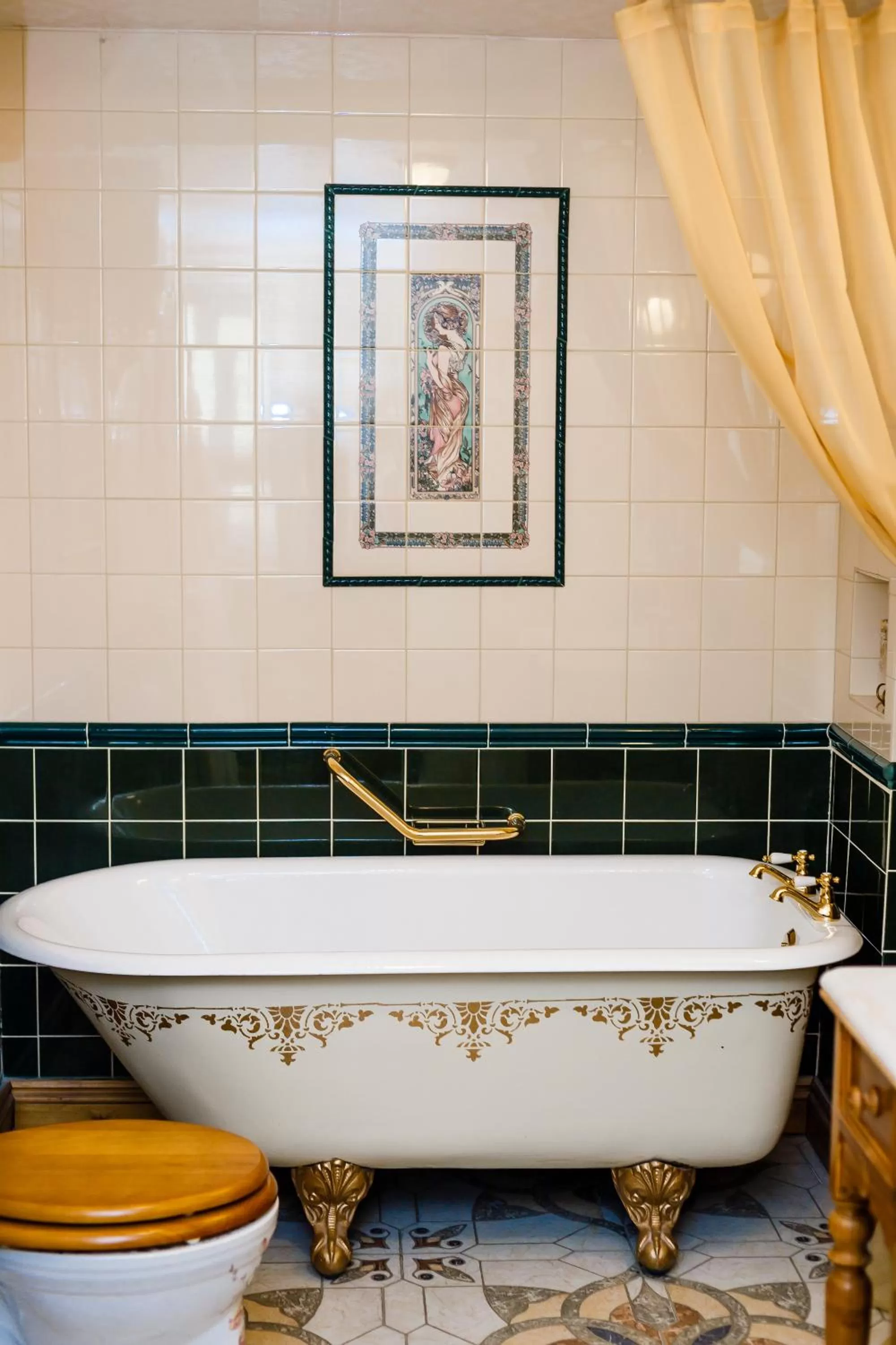 Bathroom in Koala Cottage