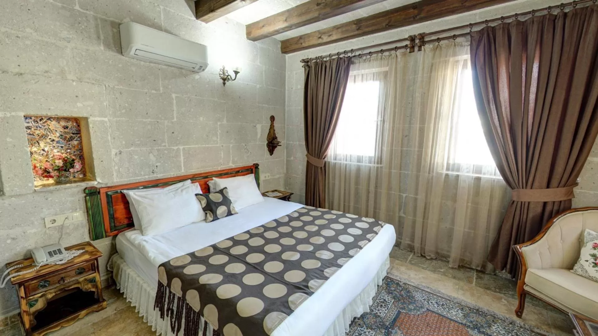 Bed in Roc Of Cappadocia