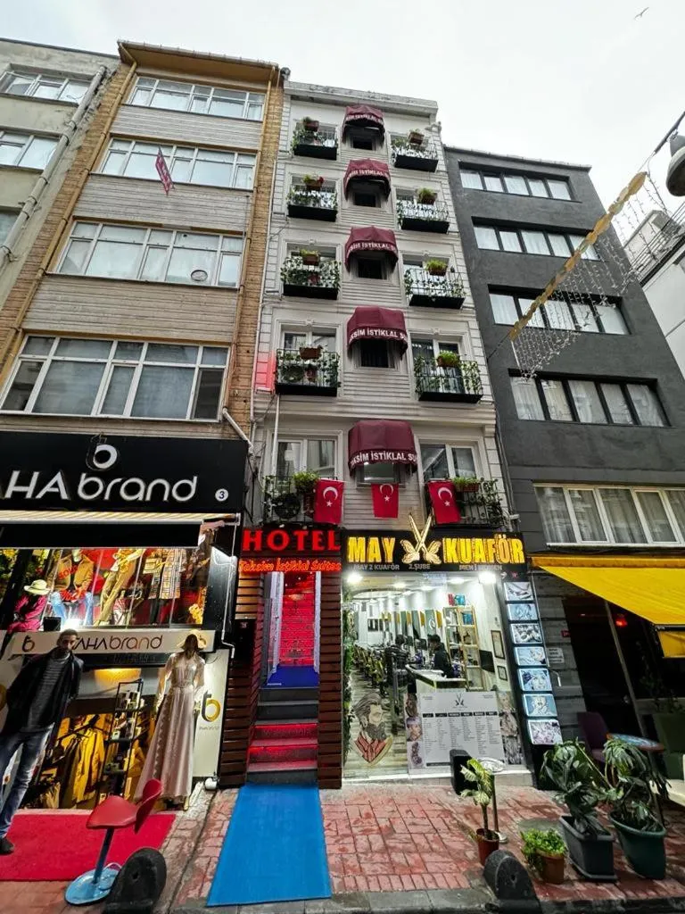 Property Building in Taksim Istiklal Suites