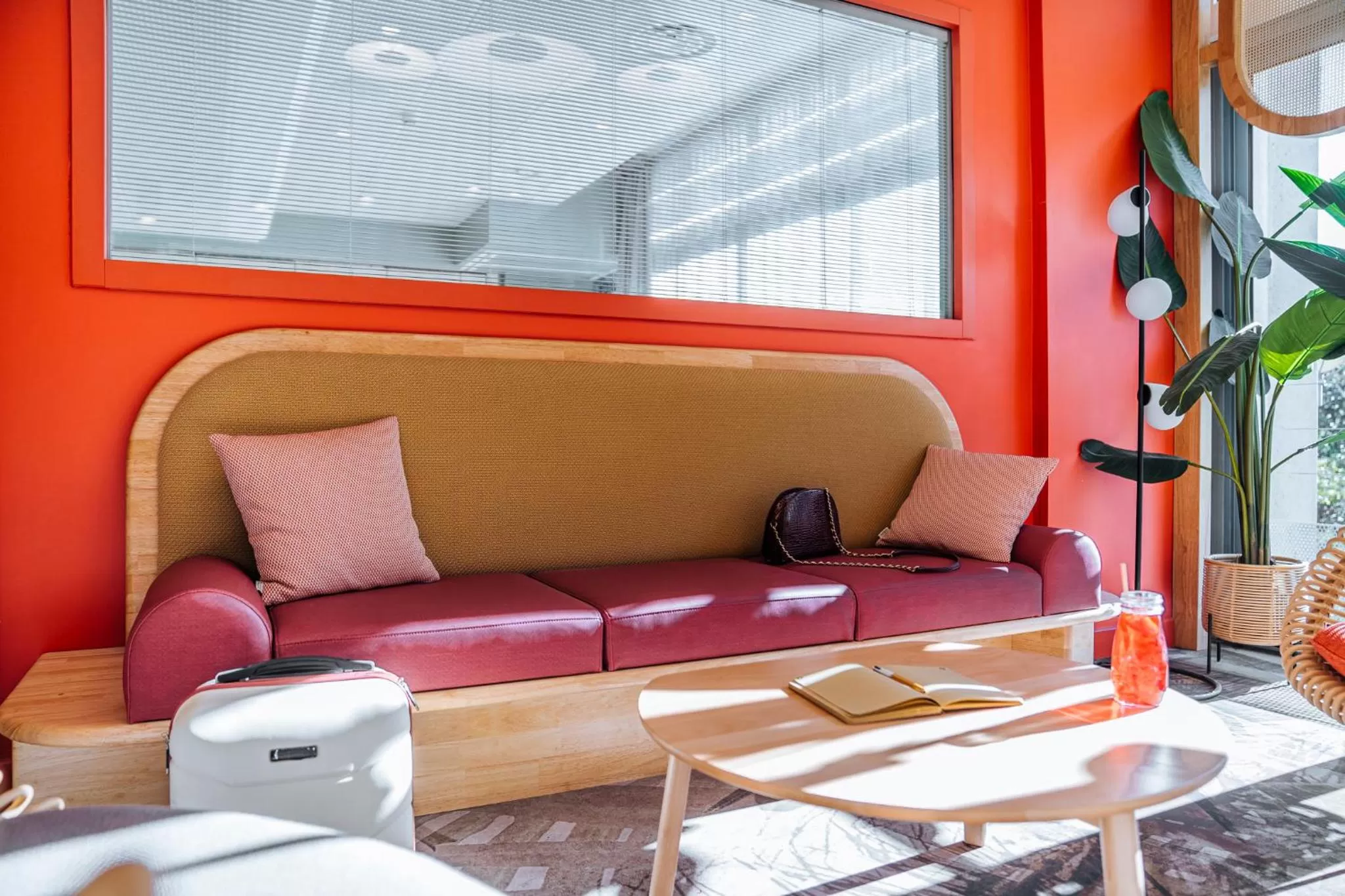 Living room in ibis Styles Antibes