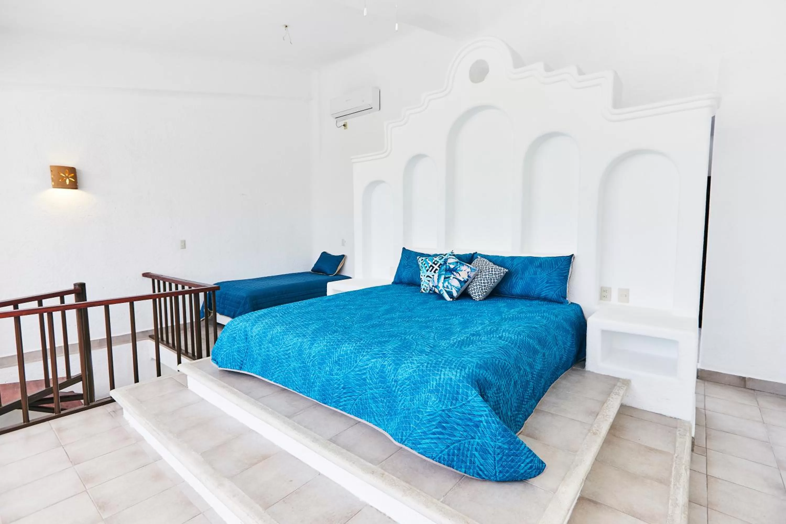 Bedroom, Bed in Hotel Suites Ixtapa Plaza