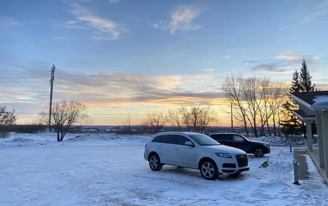 Winter in Hitching Post Motel