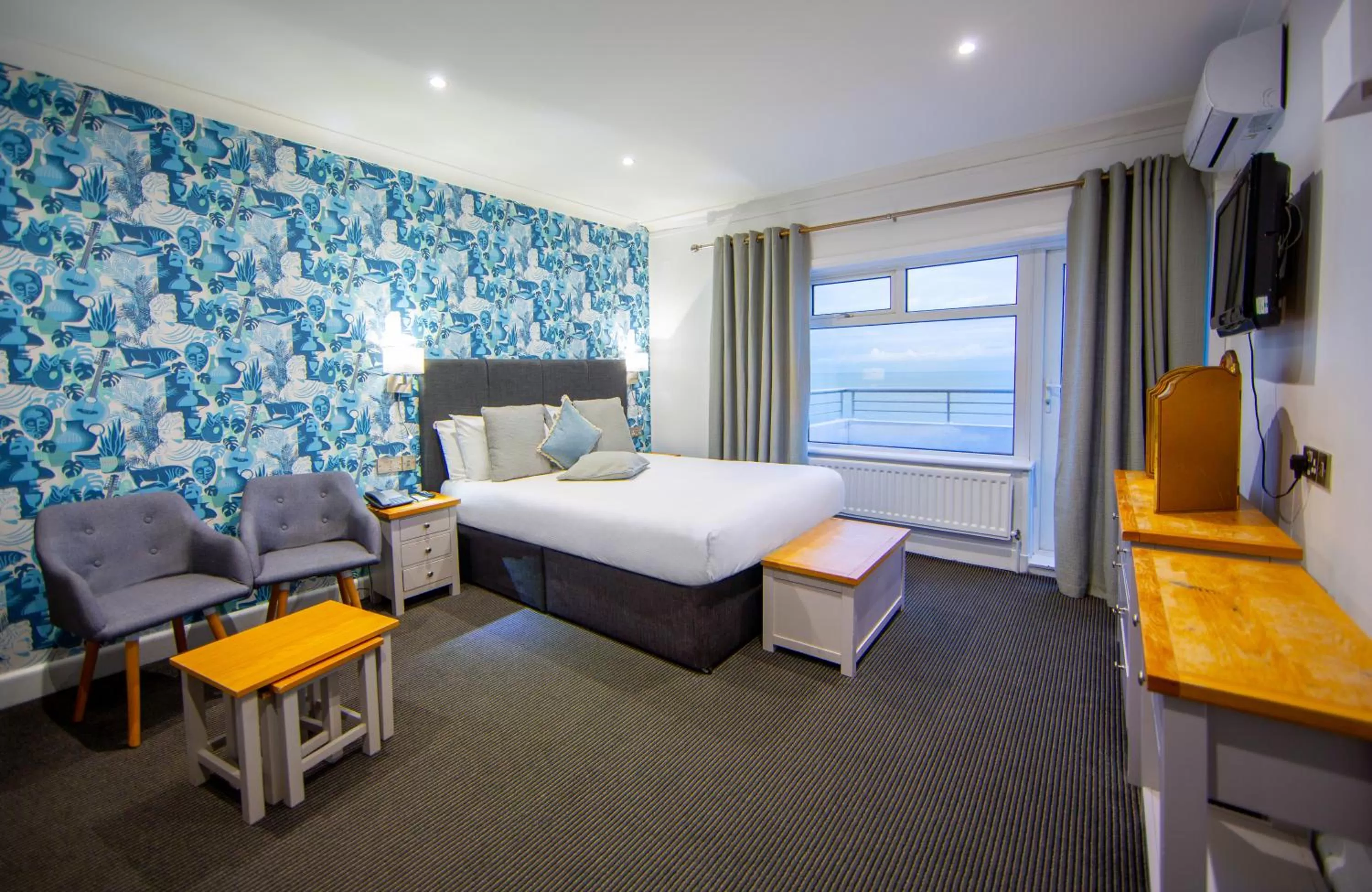Bedroom, Bed in Cumberland Hotel - OCEANA COLLECTION