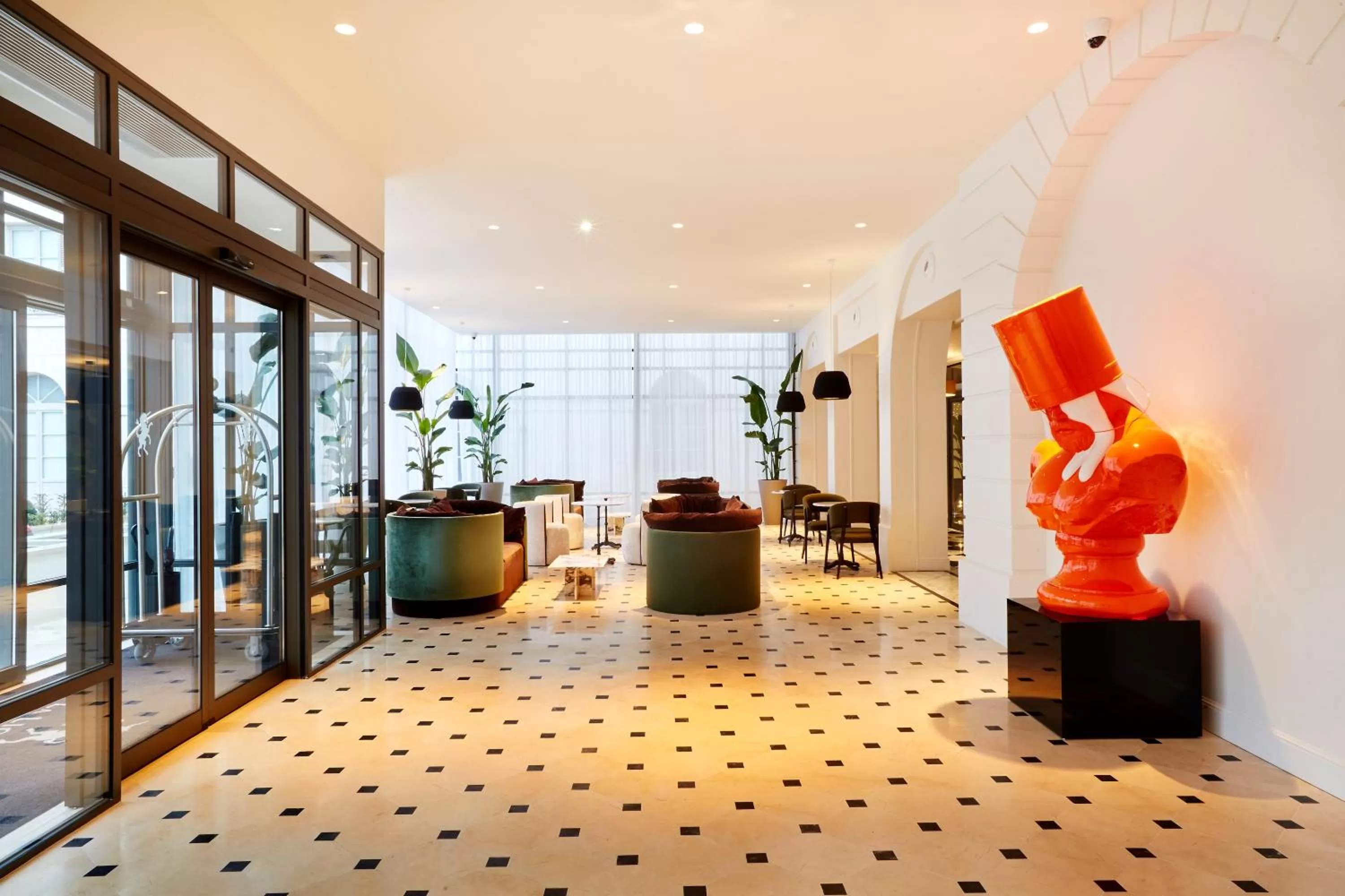 Lobby or reception in La Licorne Hotel & Spa Troyes - MGallery Collection