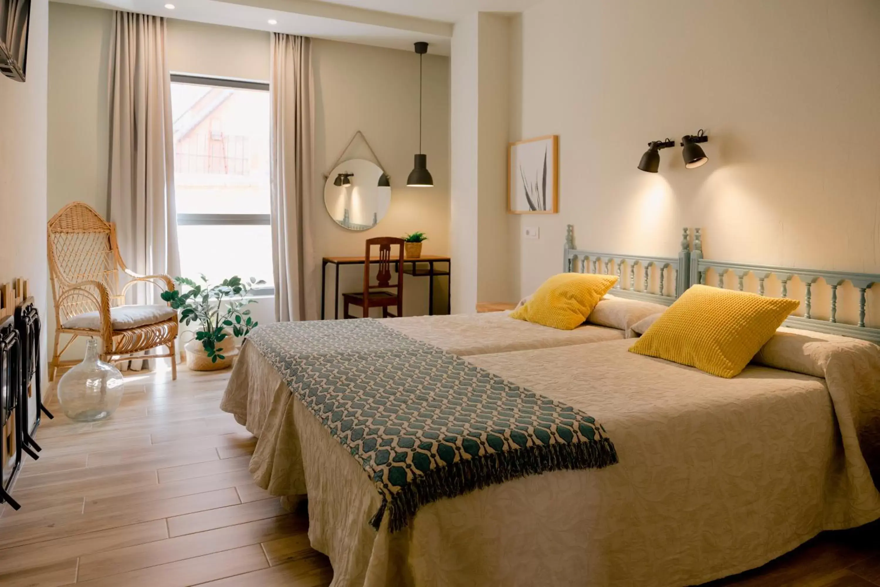 Superior Twin Room in Vicente Home Superior Twin Room in Vicente Home