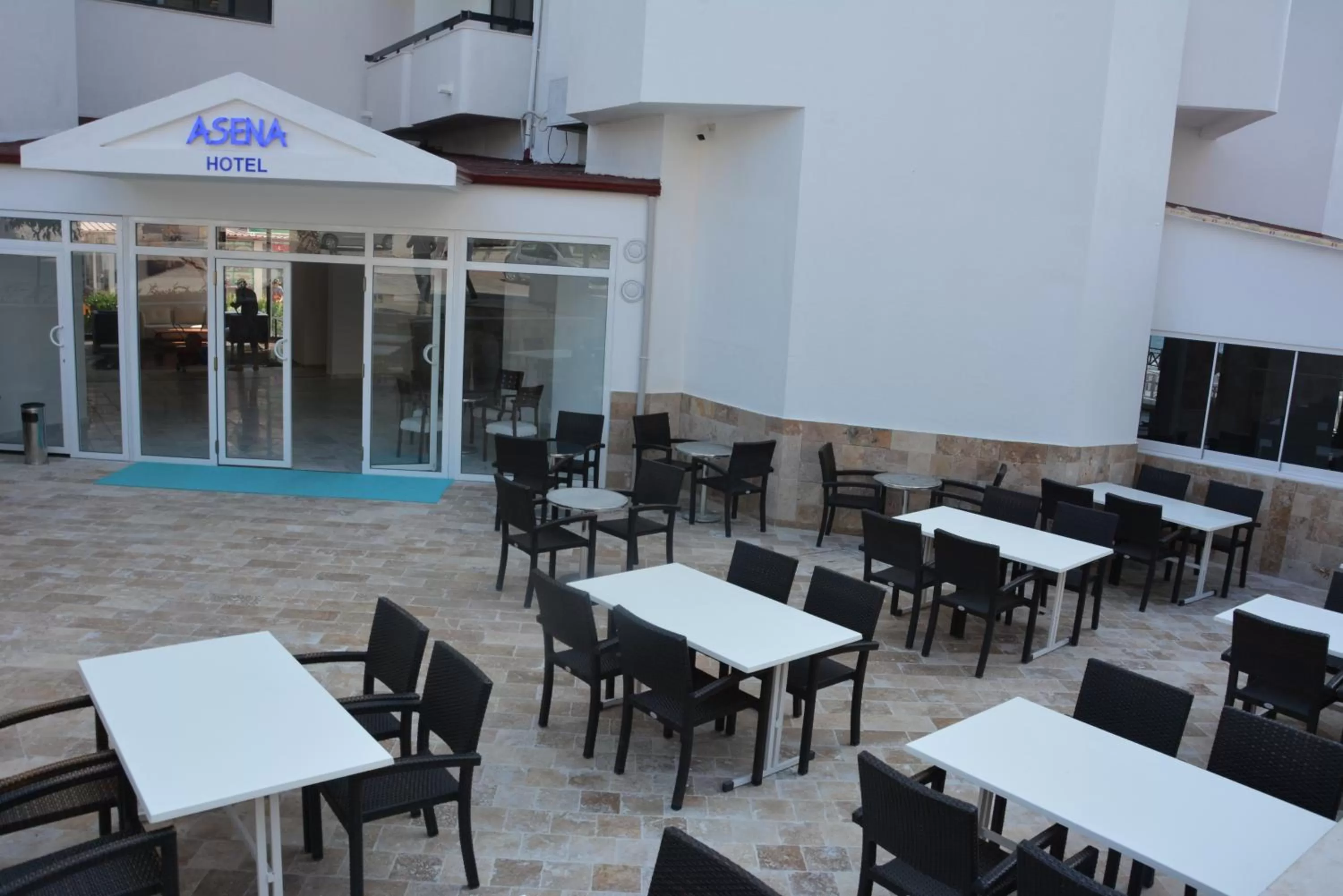Restaurant/Places to Eat in Asena Hotel