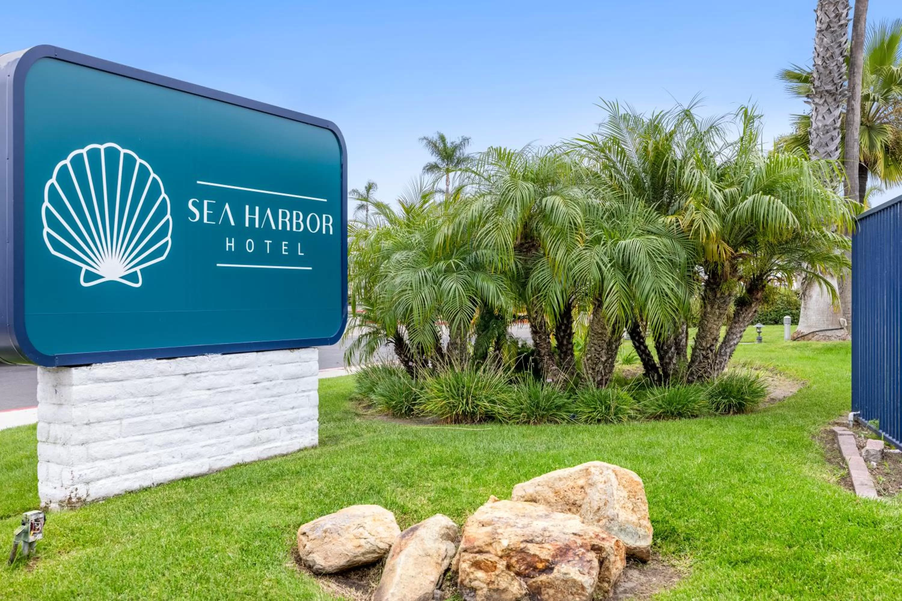 Property building in Sea Harbor Hotel - San Diego