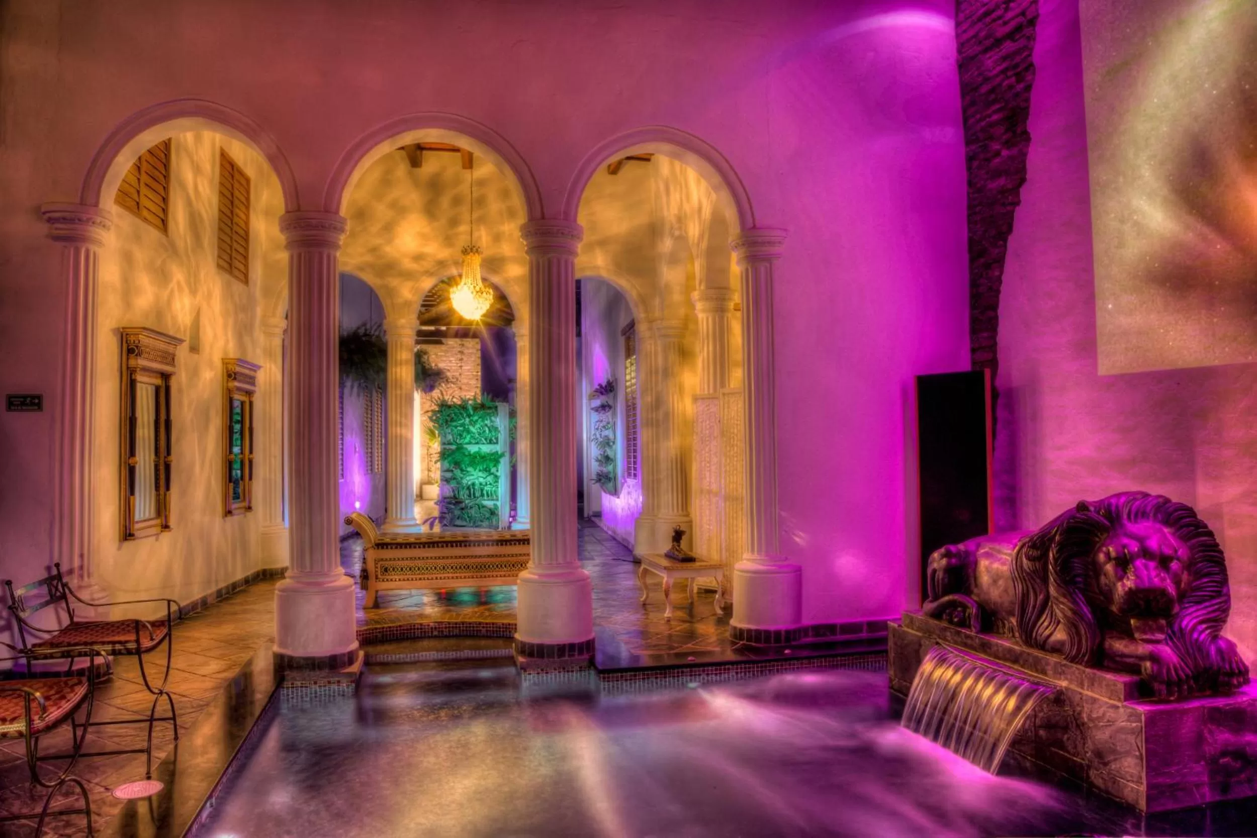 Lobby or reception in Casa de Leda, a Kali Hotel