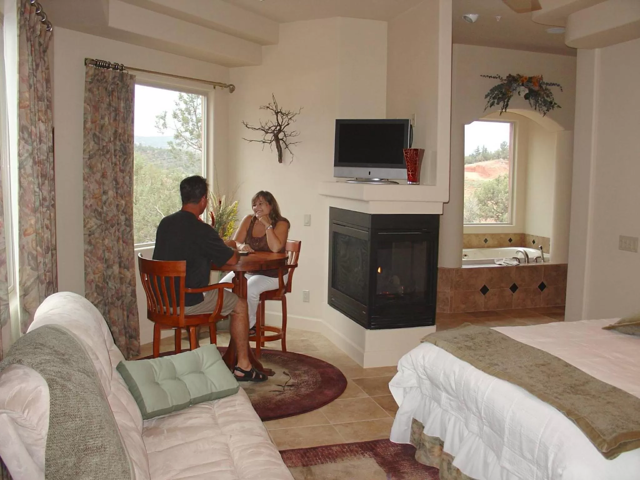 TV and multimedia in Sedona Cathedral Hideaway LLC