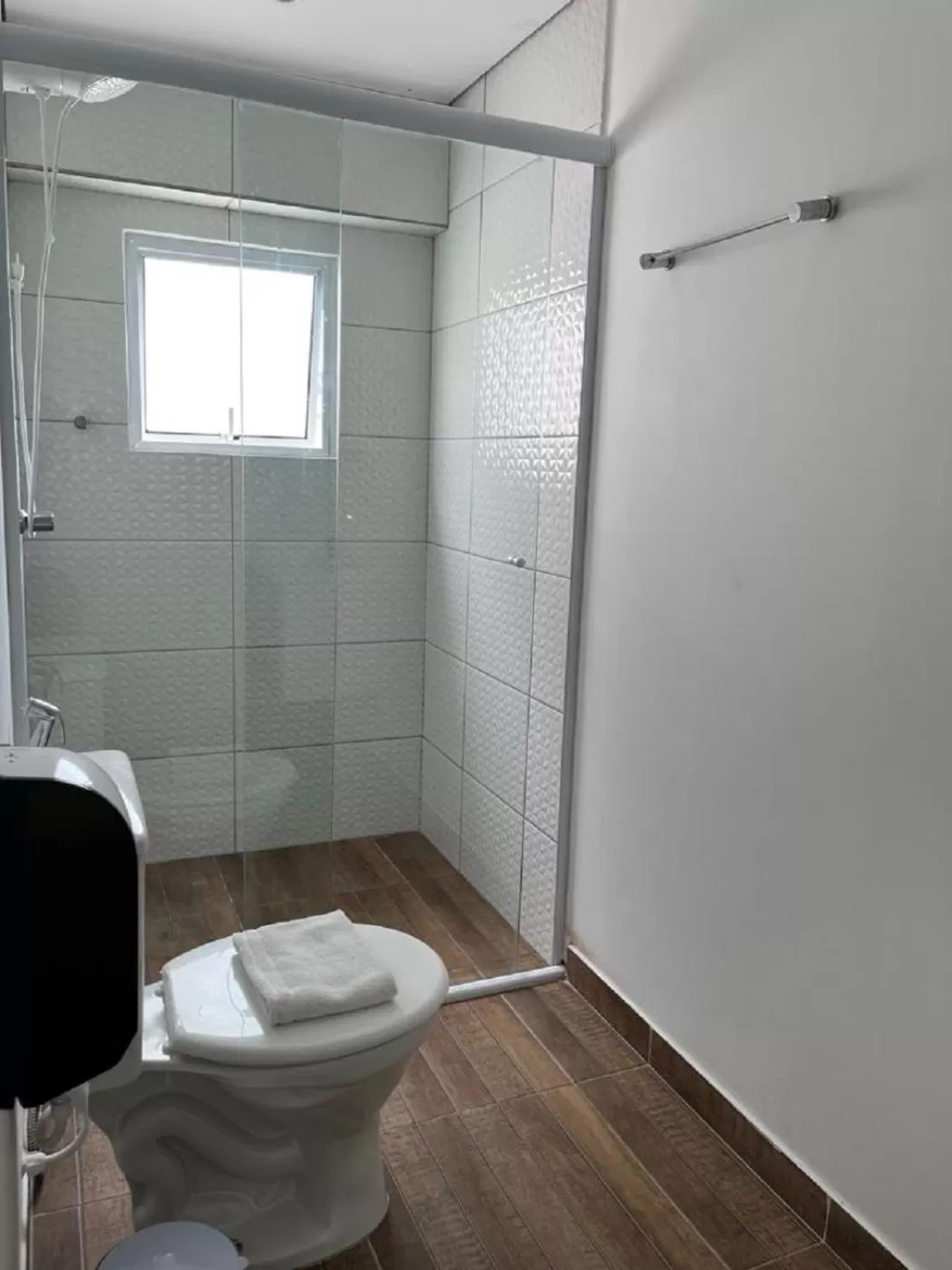 Shower, Bathroom in Costa Maris Beach Hotel Frente Mar