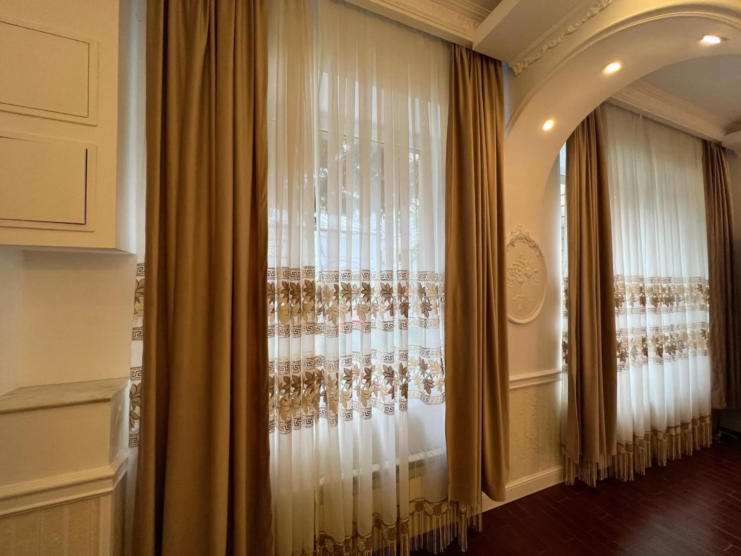 Photo of the whole room in Hotel Boutique Cathedral Plaza Residences room for rent downtown