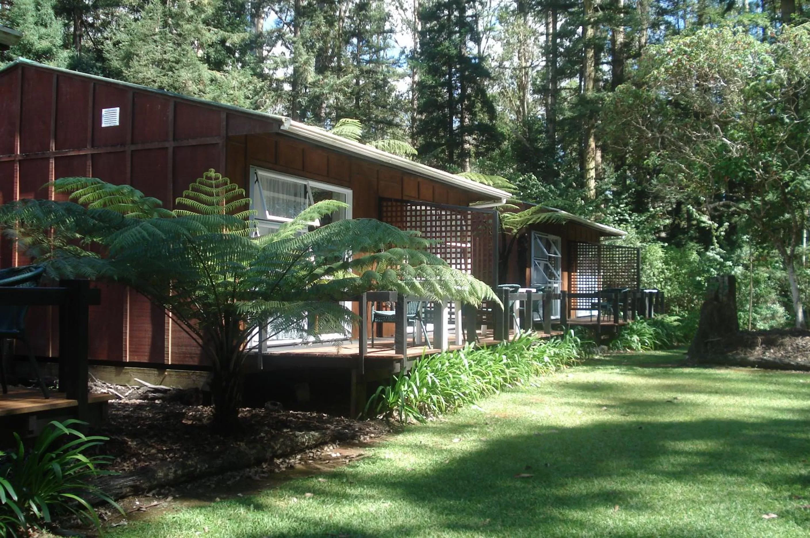 Property building in Woodlands Motel