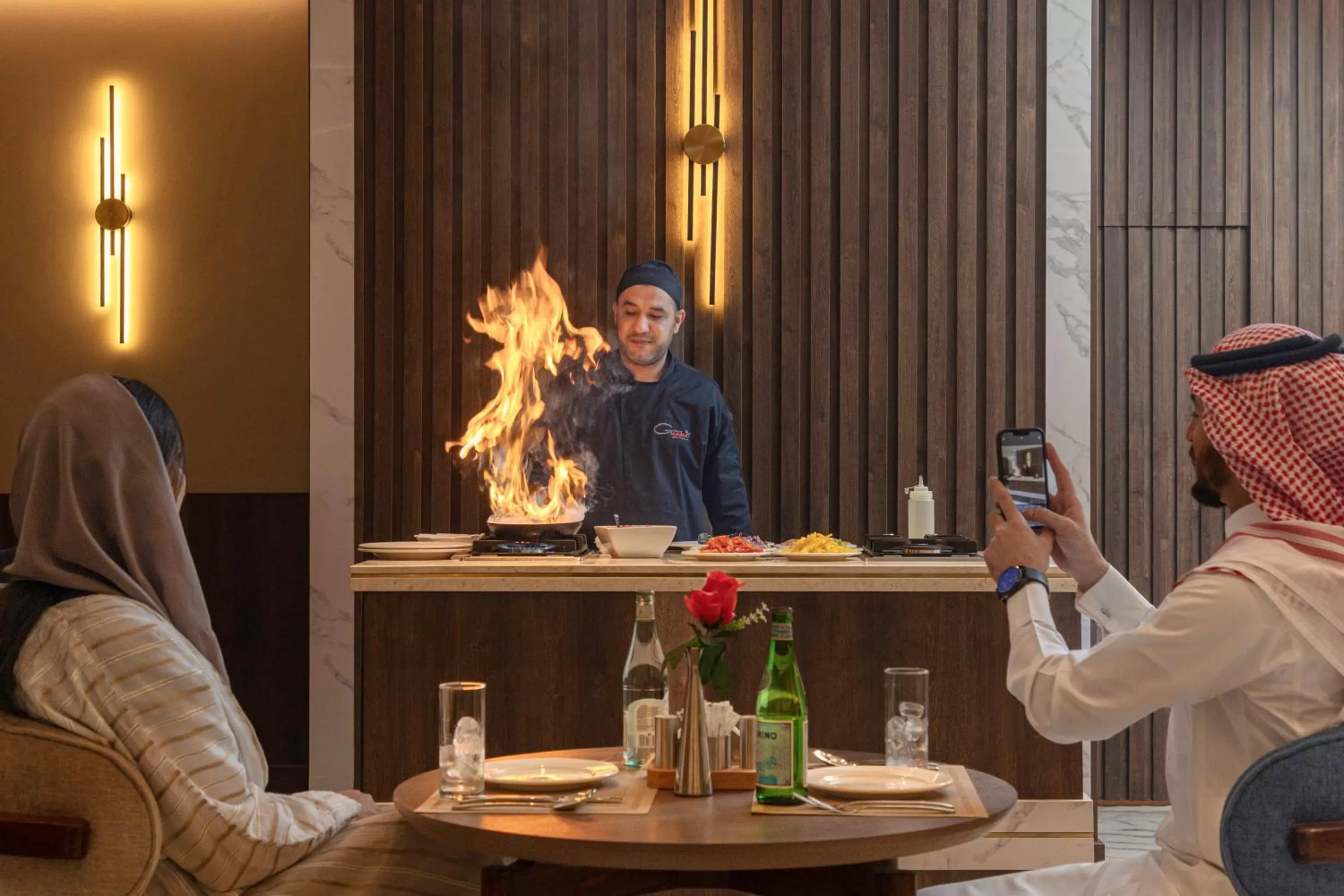 Restaurant/places to eat in Seven Gardens Hotel Al Narjis