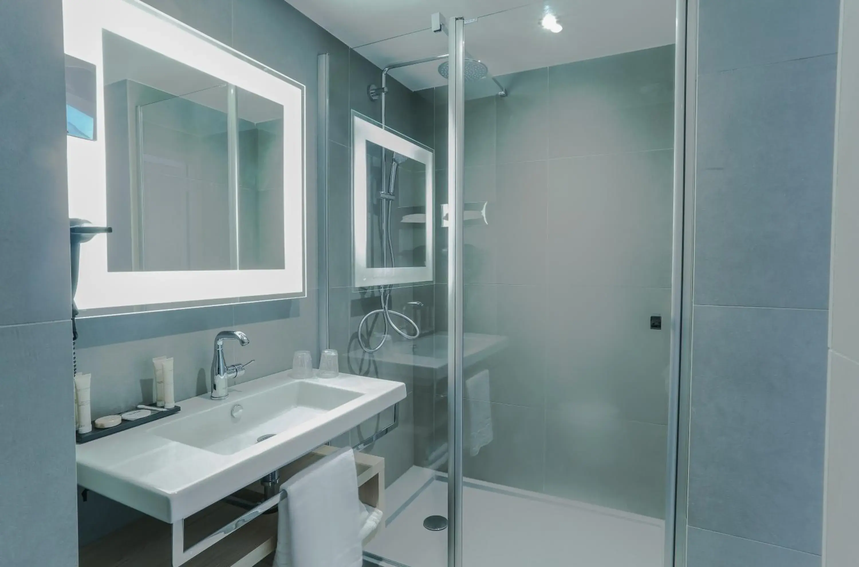 Executive Room in Arena Hotel La Defense Executive Room in Arena Hotel La Defense