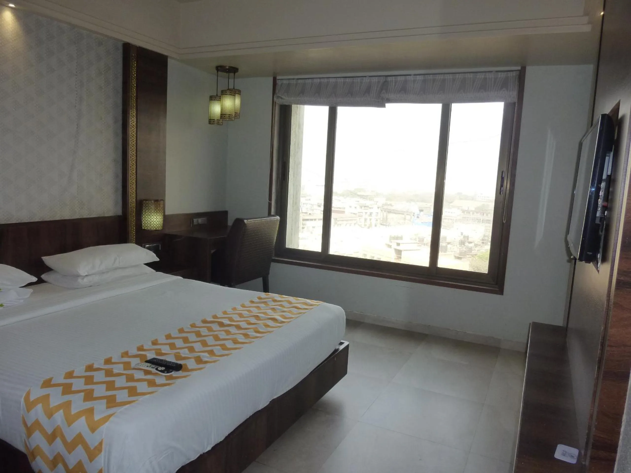 Photo of the whole room in Hotel New Bengal