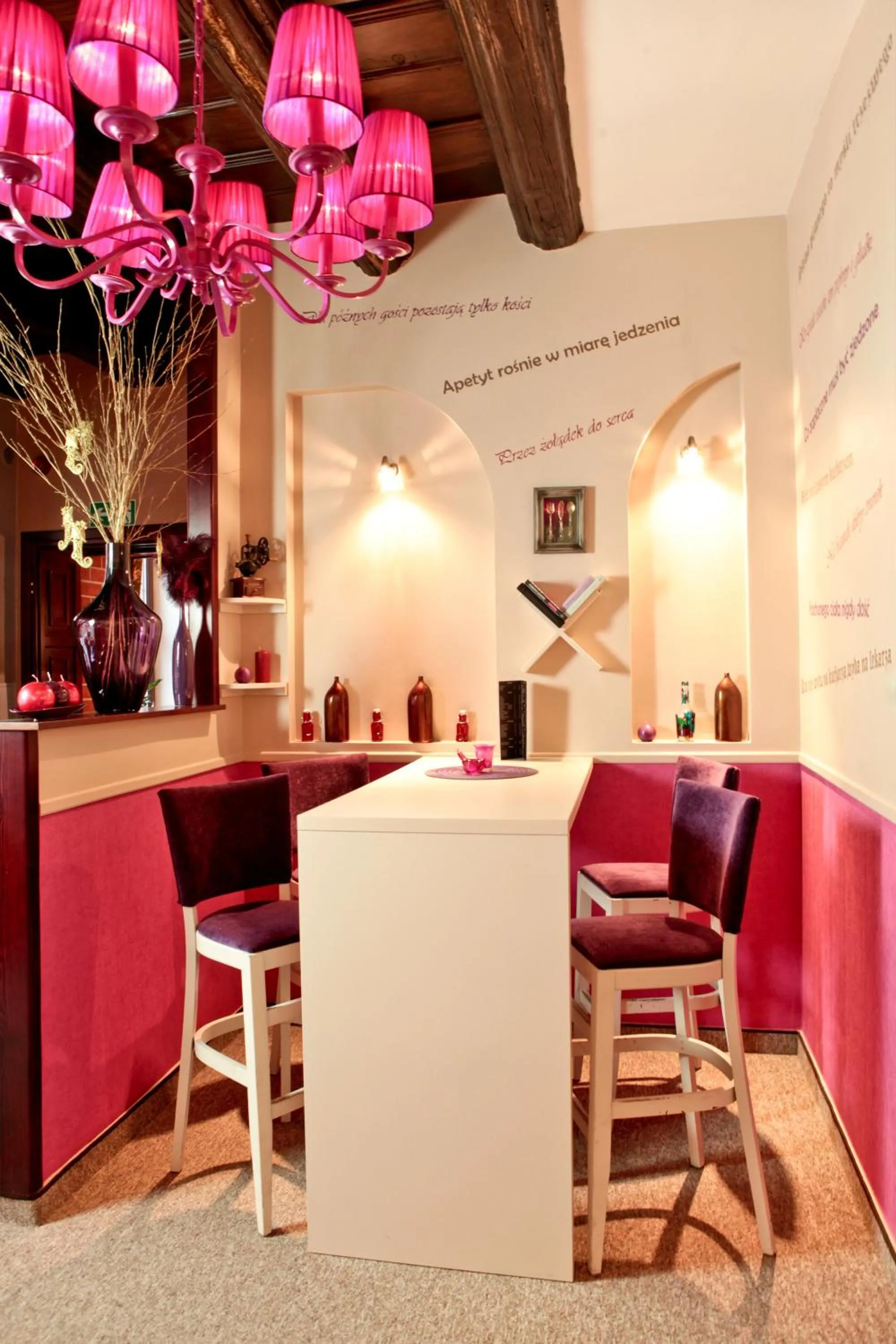 Restaurant/places to eat in Gotyk