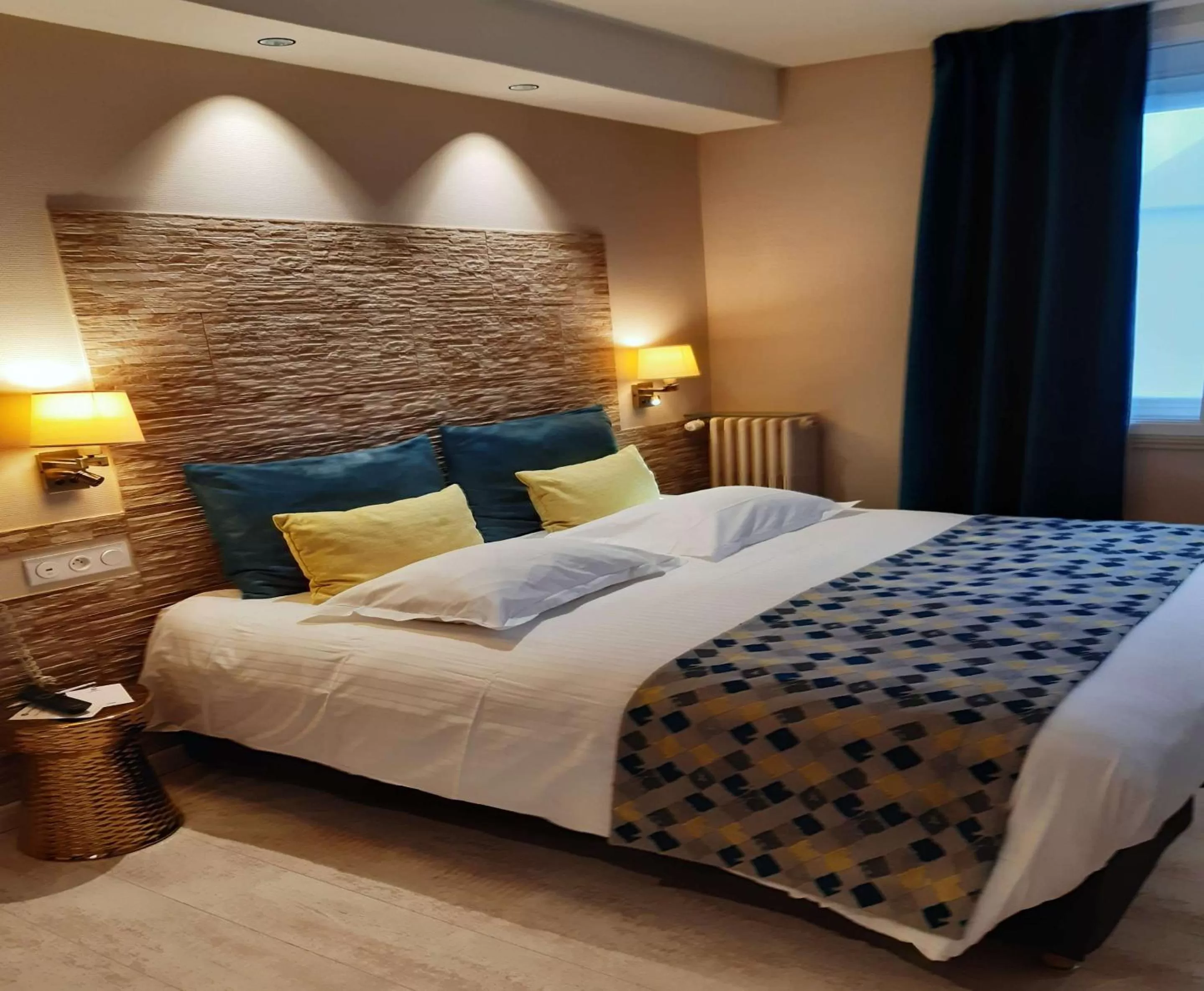 Photo of the whole room, Bed in Best Western Hôtel Des Voyageurs