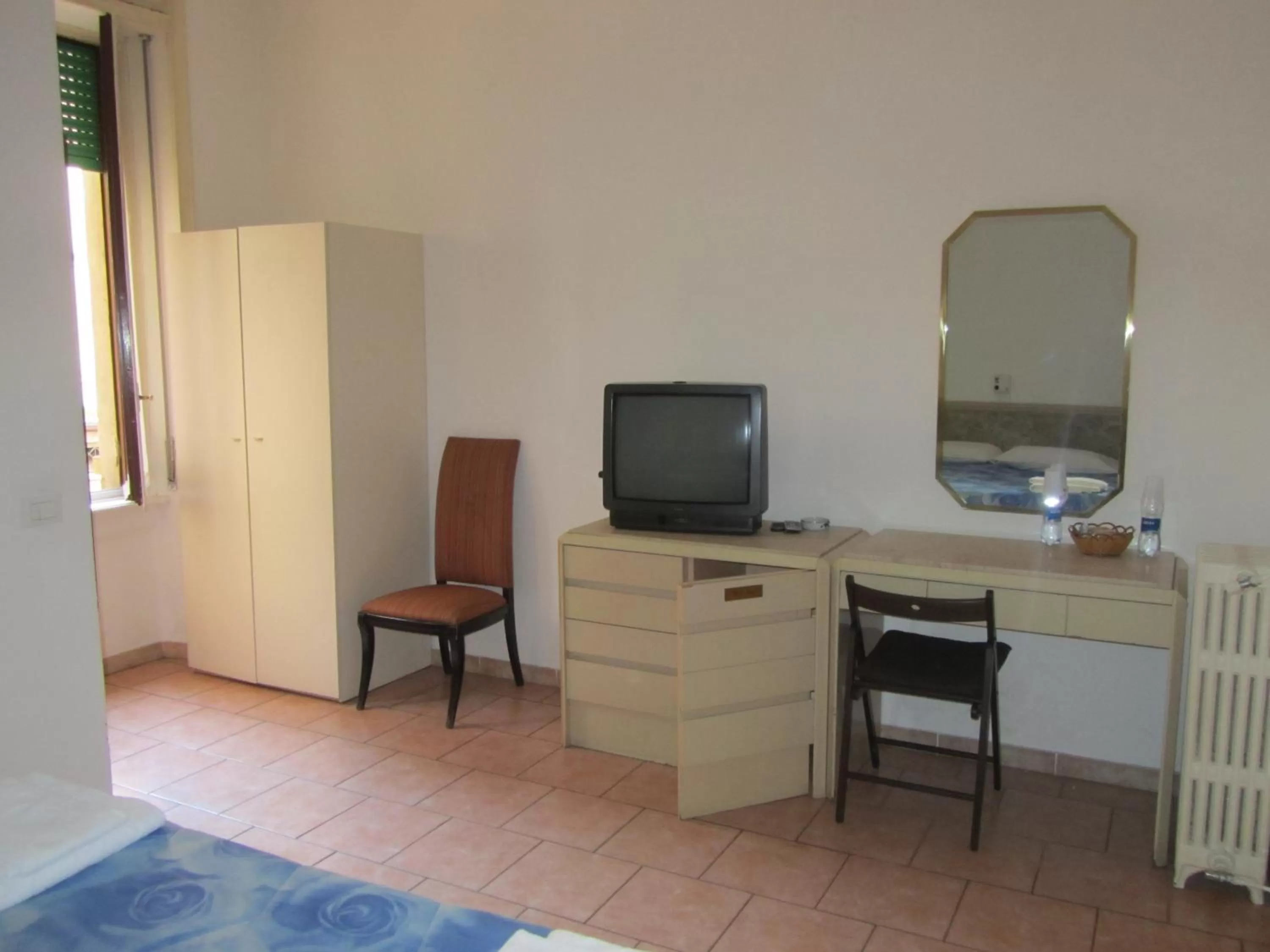 Day in Hotel Gambara