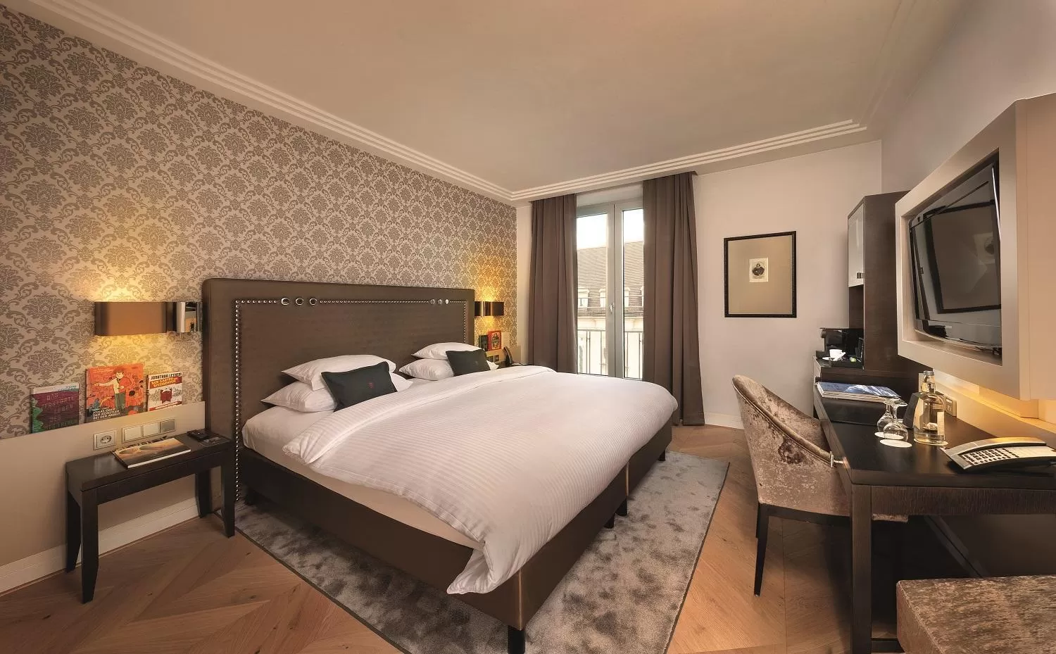 Photo of the whole room, Bed in Hotel Maximilian’s