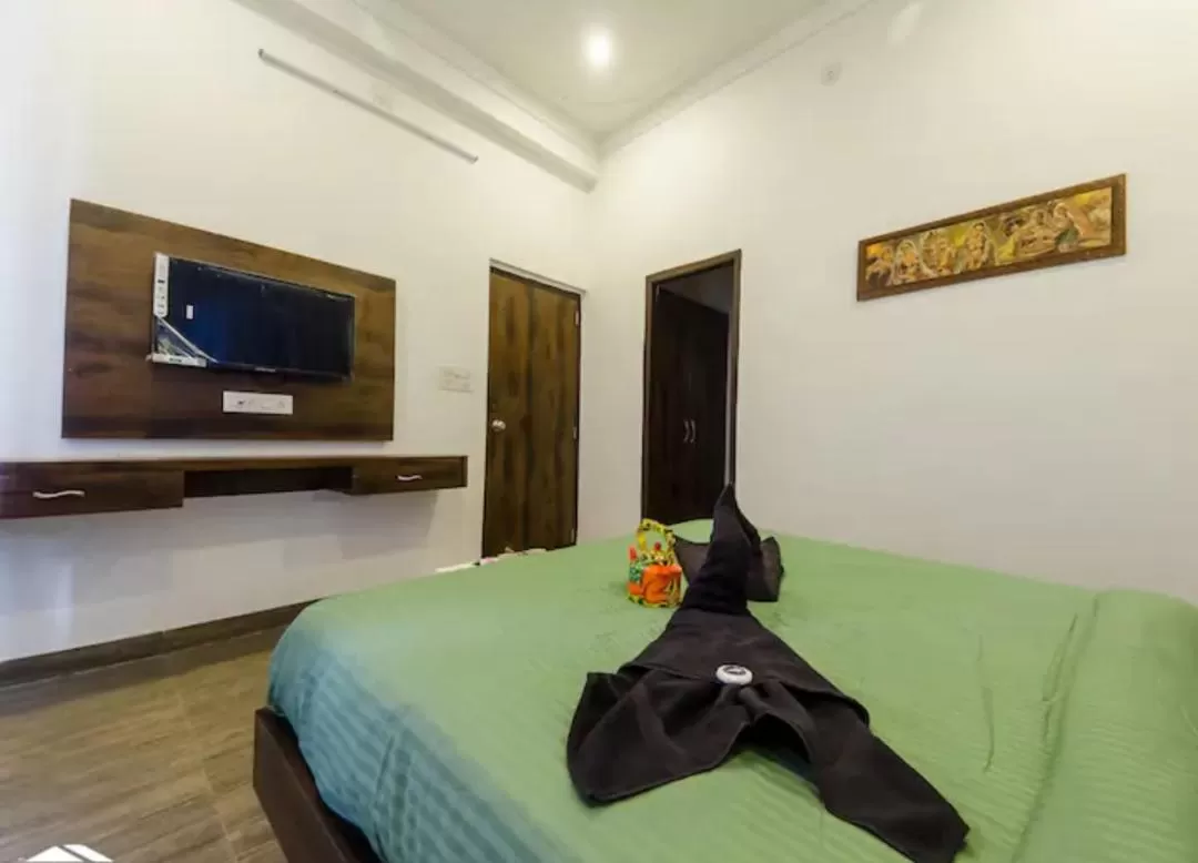 Bed in Royal Heritage Haveli Udaipur