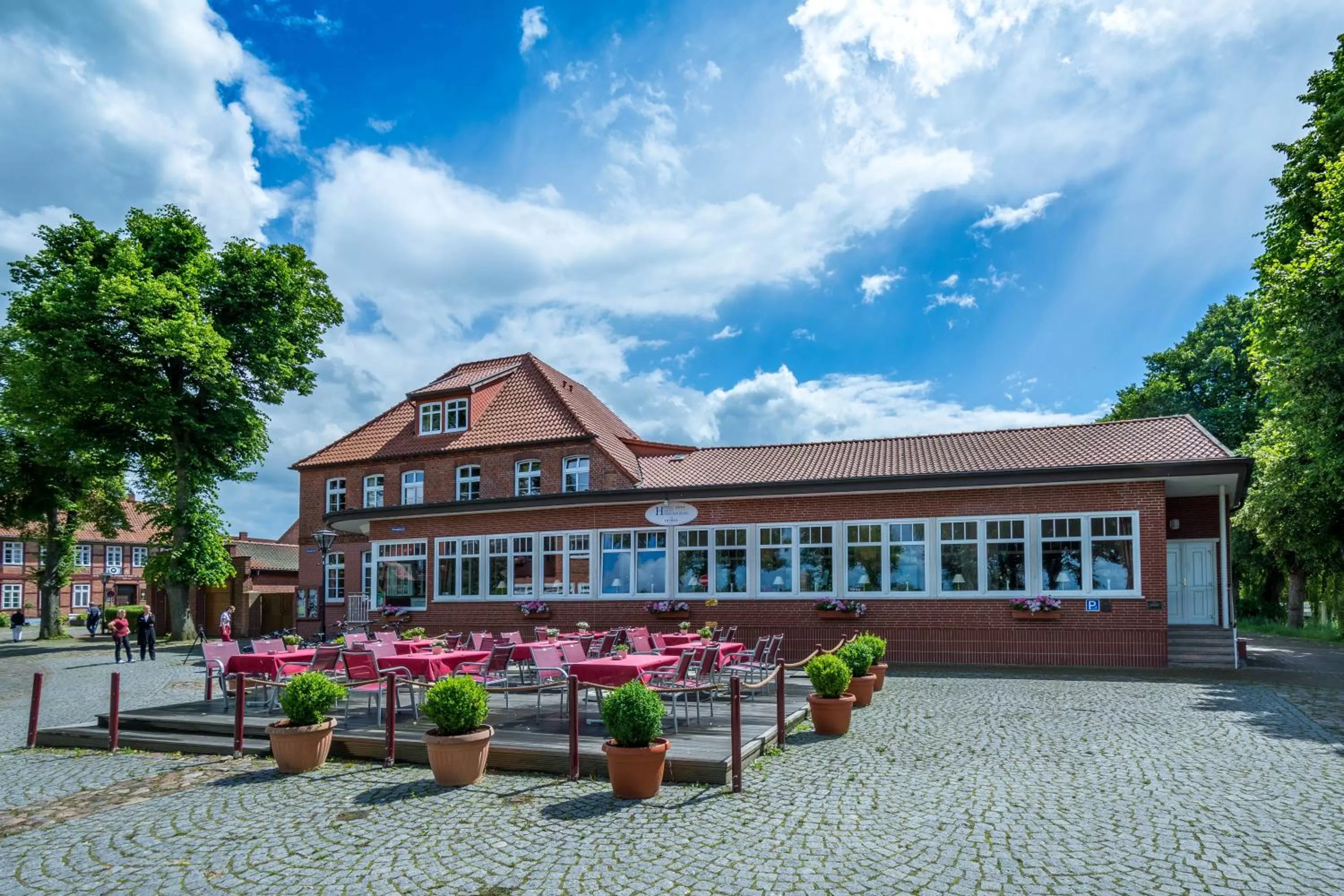 Property building in Hotel Hafen Hitzacker - Elbe