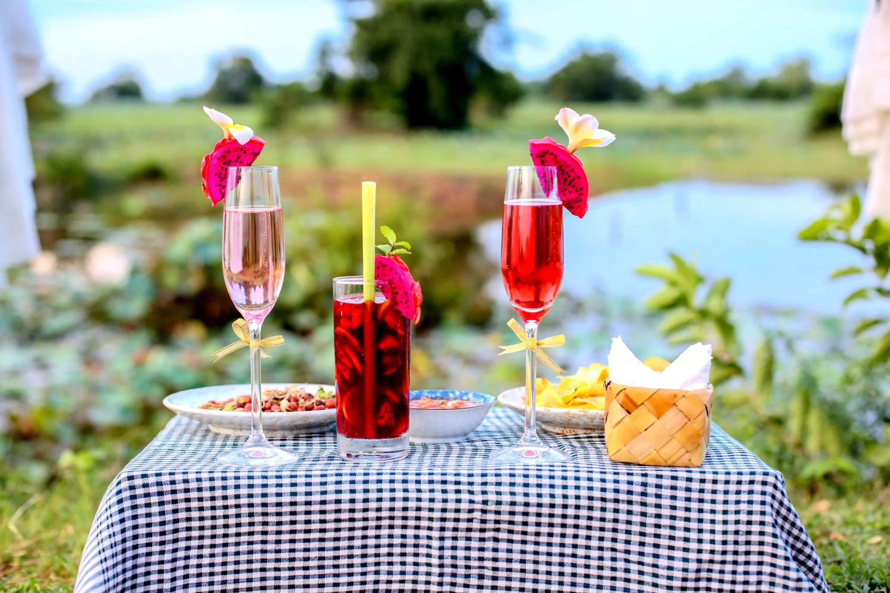 Alcoholic drinks in Maisons Wat Kor