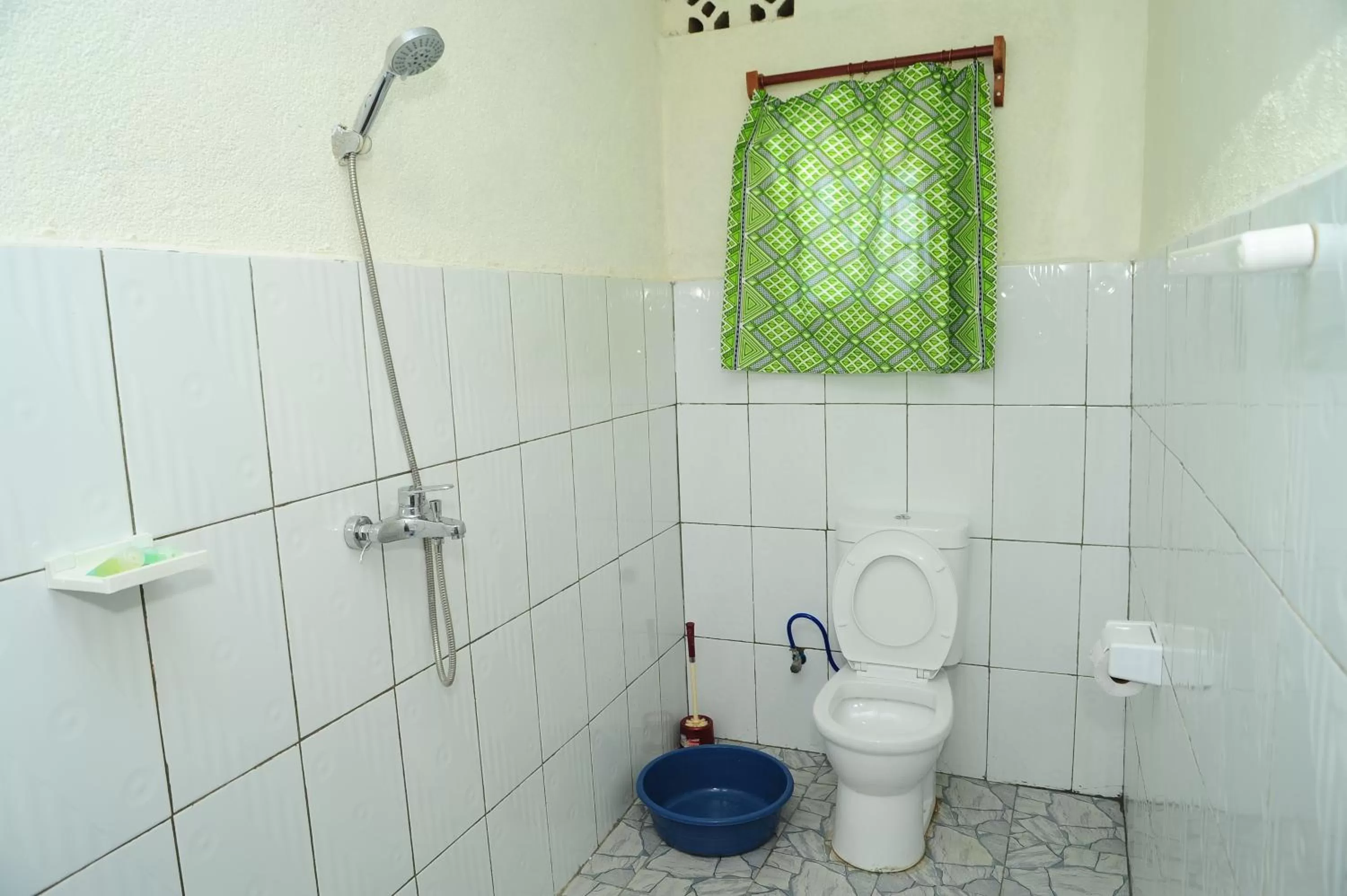 Bathroom in INZOZI AFRICA HOUSE B&B- Kacyiru