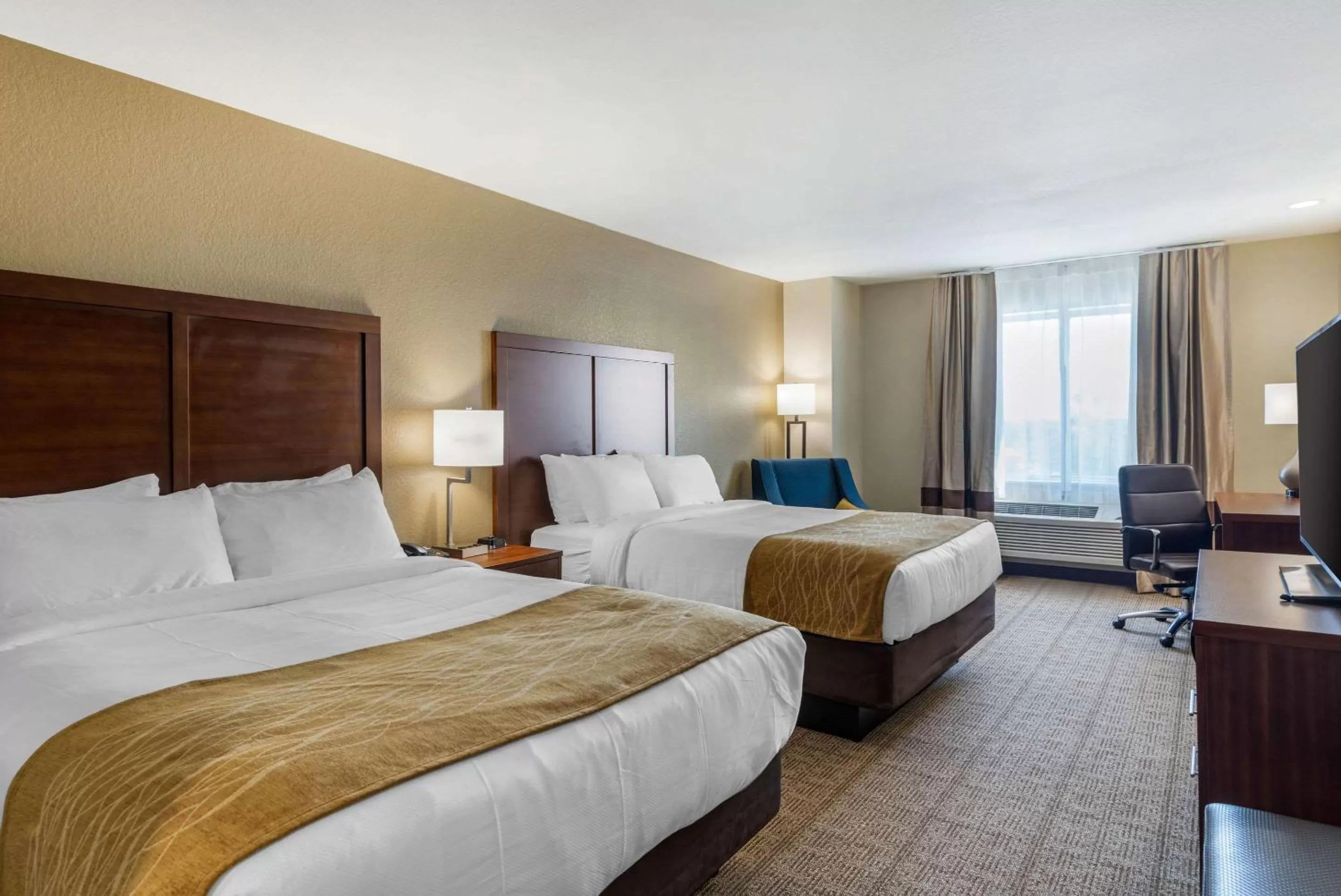 Photo of the whole room, Bed in Comfort Inn & Suites Big Spring