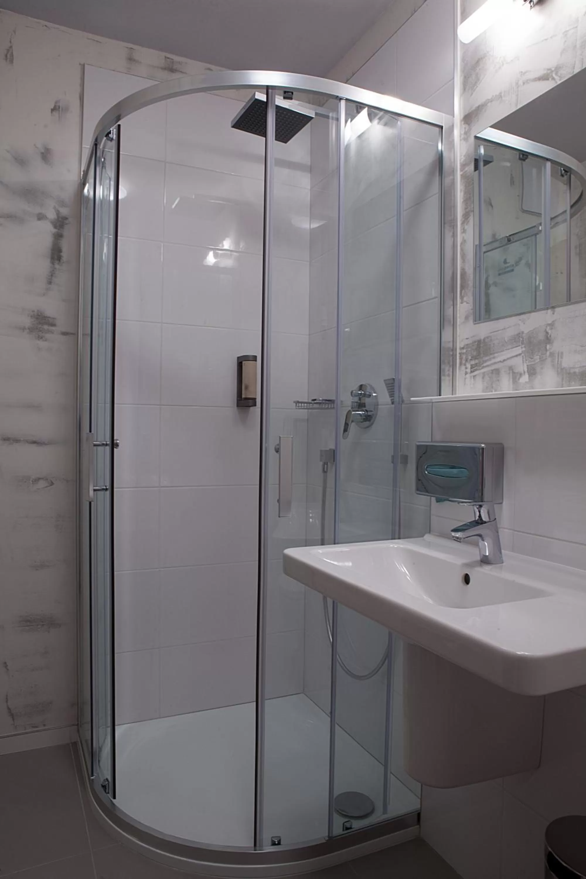 Bathroom in Hotel Koruna