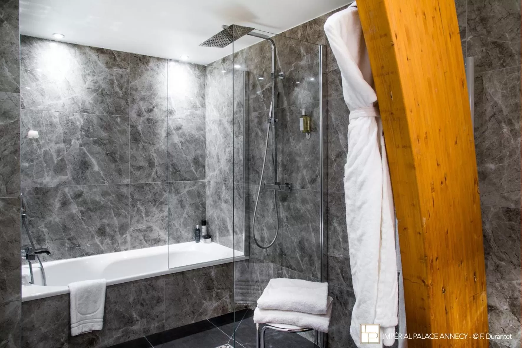 Bathroom in Impérial Palace