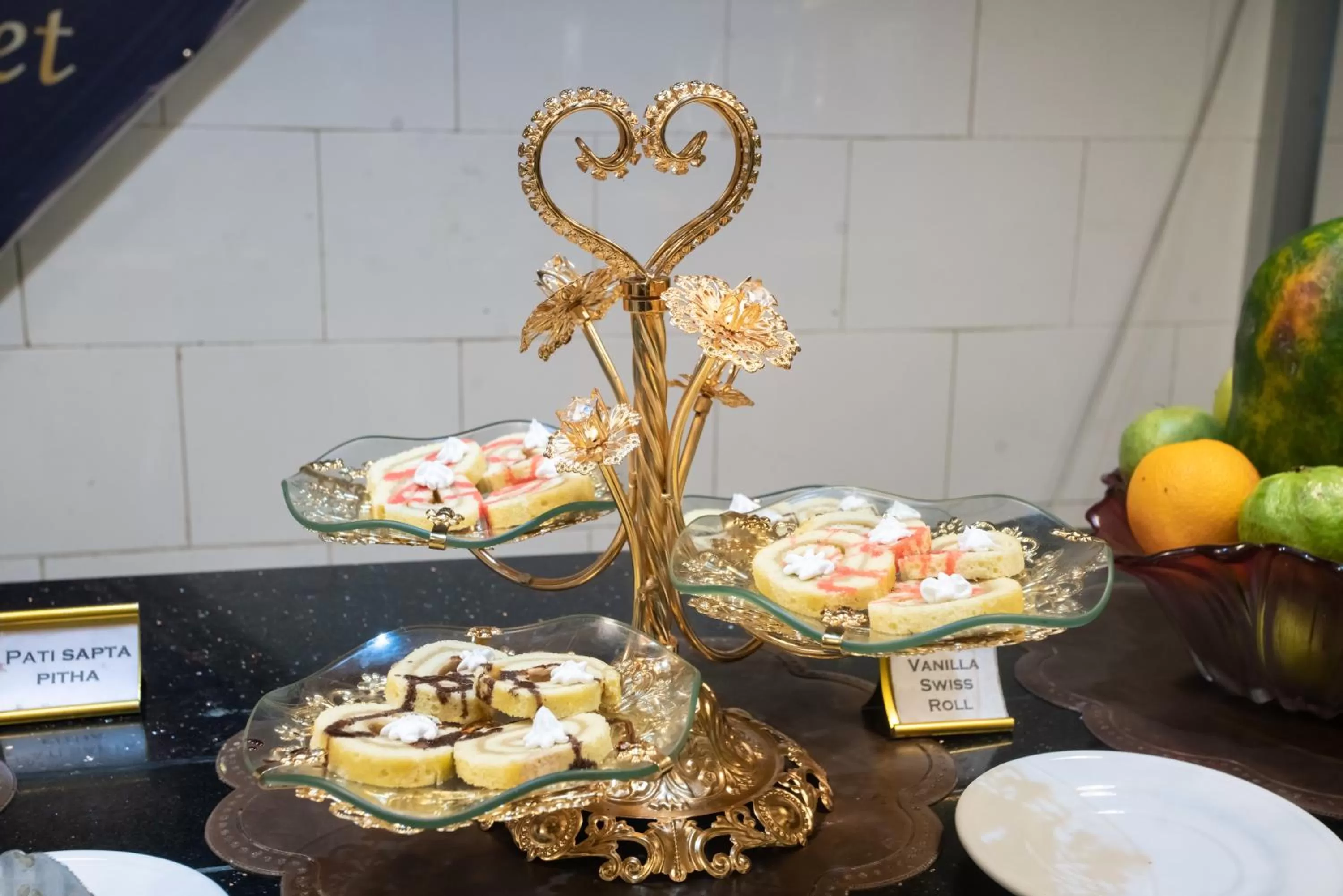 Food and drinks in Jatra Hotel Grand Royal