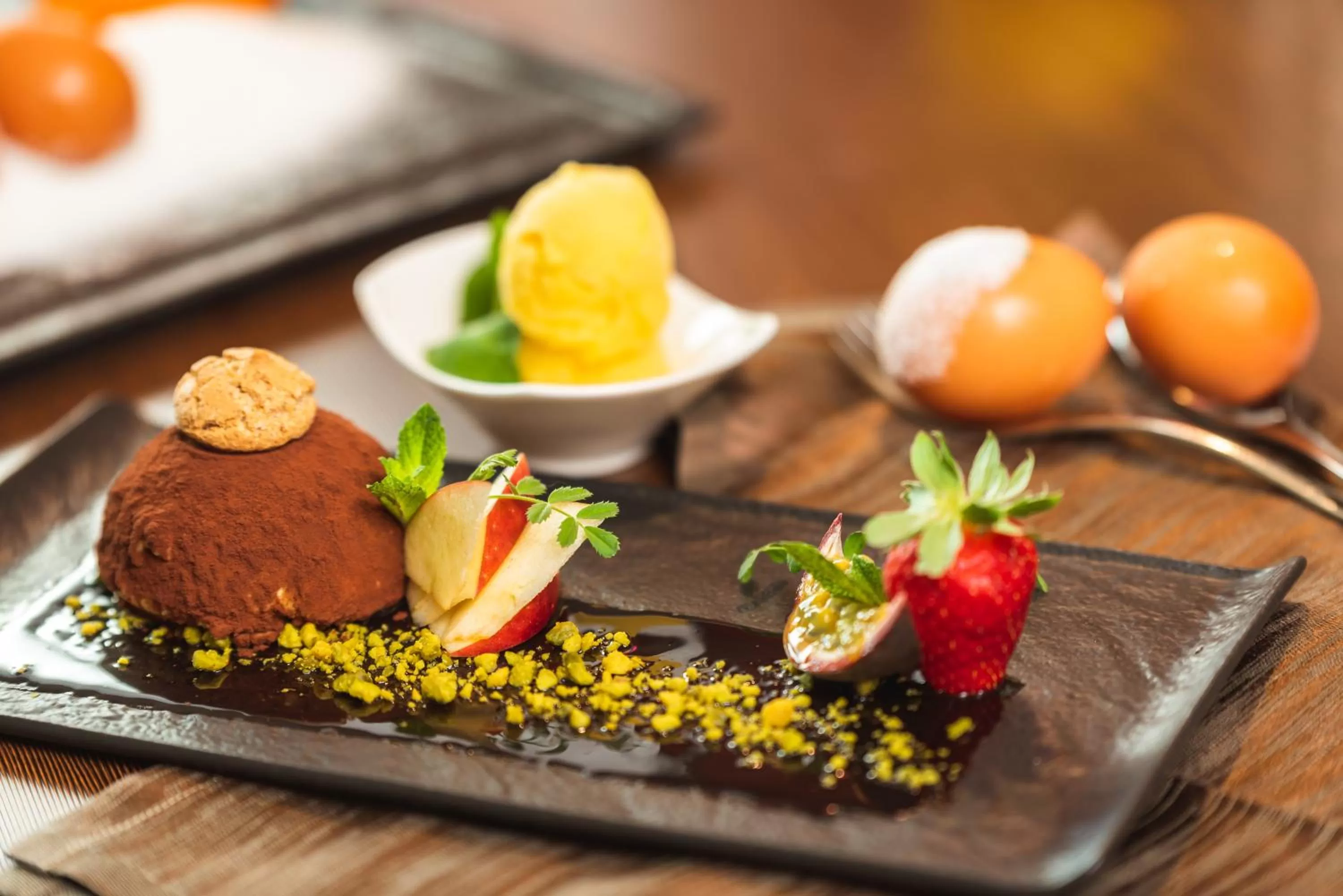 Restaurant/places to eat in Jazz Hotel