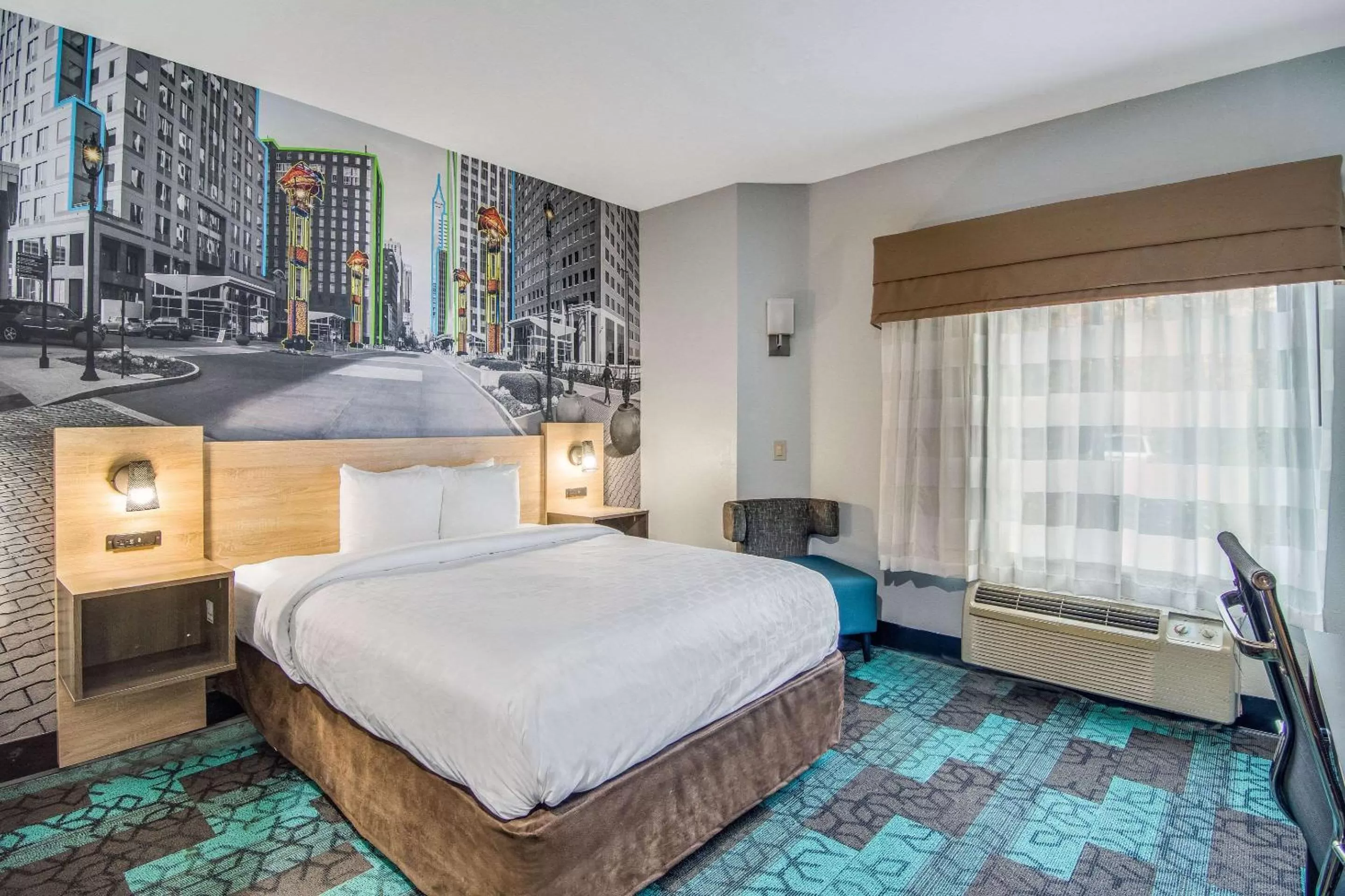 Photo of the whole room, Bed in Clarion Pointe Wake Forest - Raleigh North