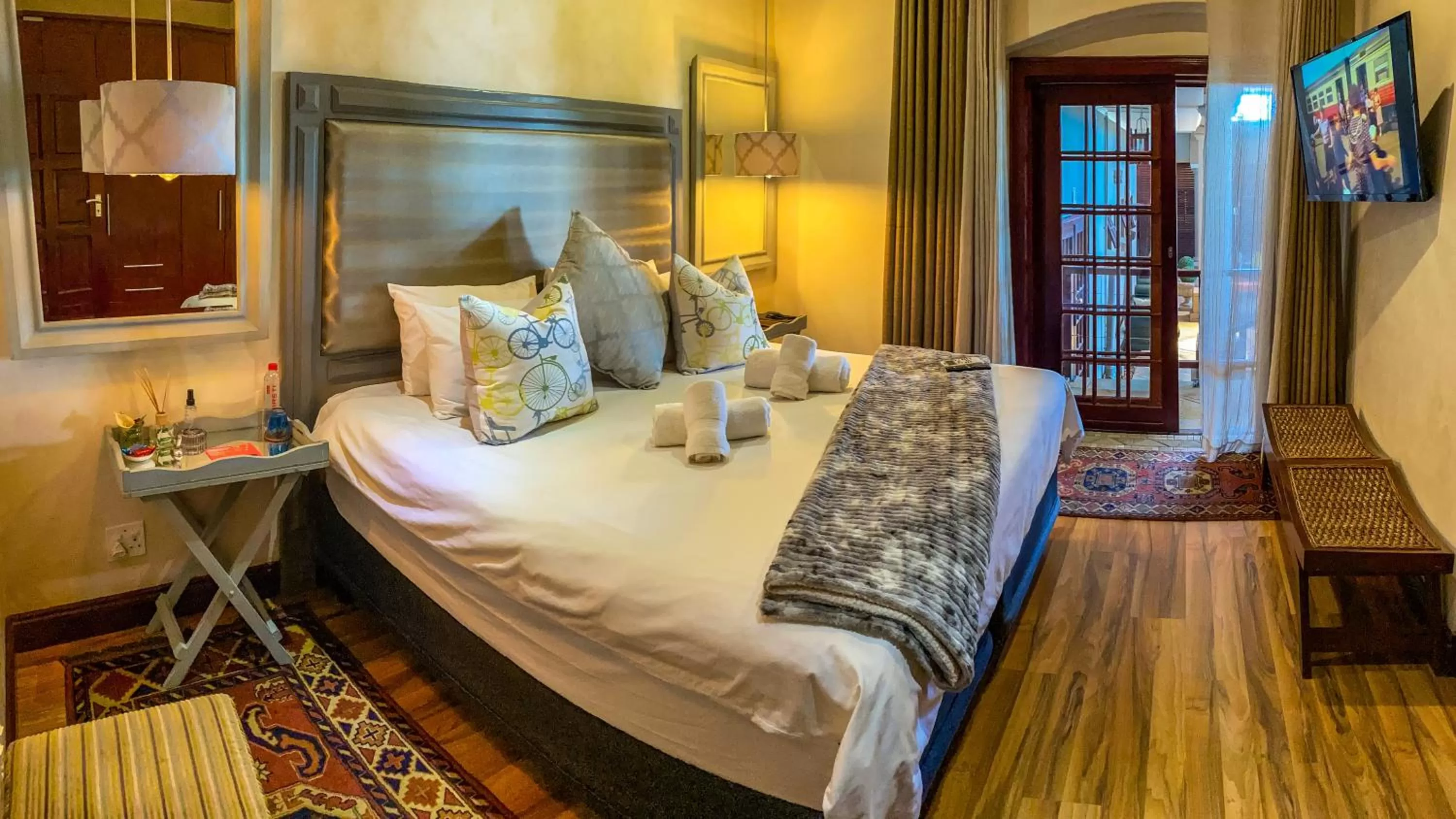 Bed in Spacube Luxury Suites and Spa