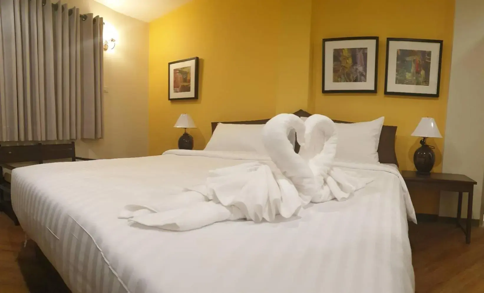 Two Connecting Double Rooms - single occupancy in Vinary Hotel Sukhumvit Two Connecting Double Rooms - single occupancy in Vinary Hotel Sukhumvit