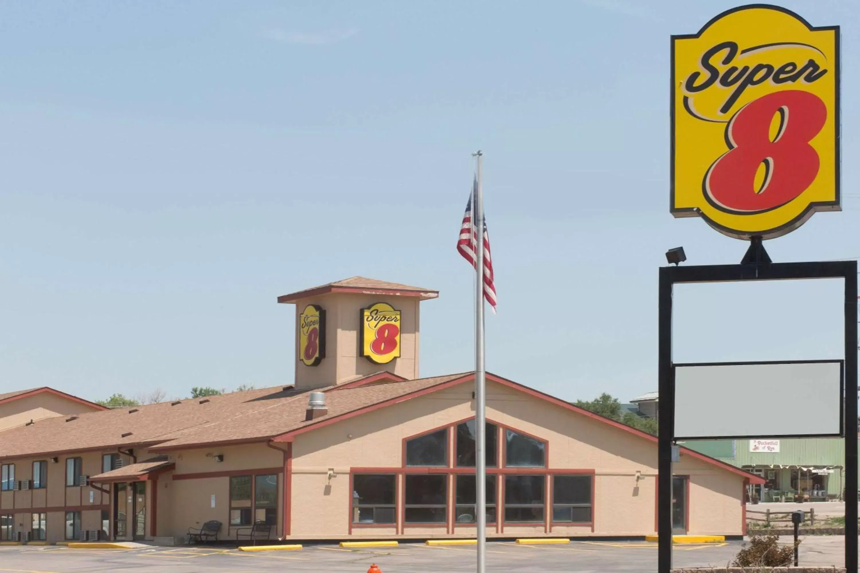 Super 8 by Wyndham Chadron NE Super 8 by Wyndham Chadron NE