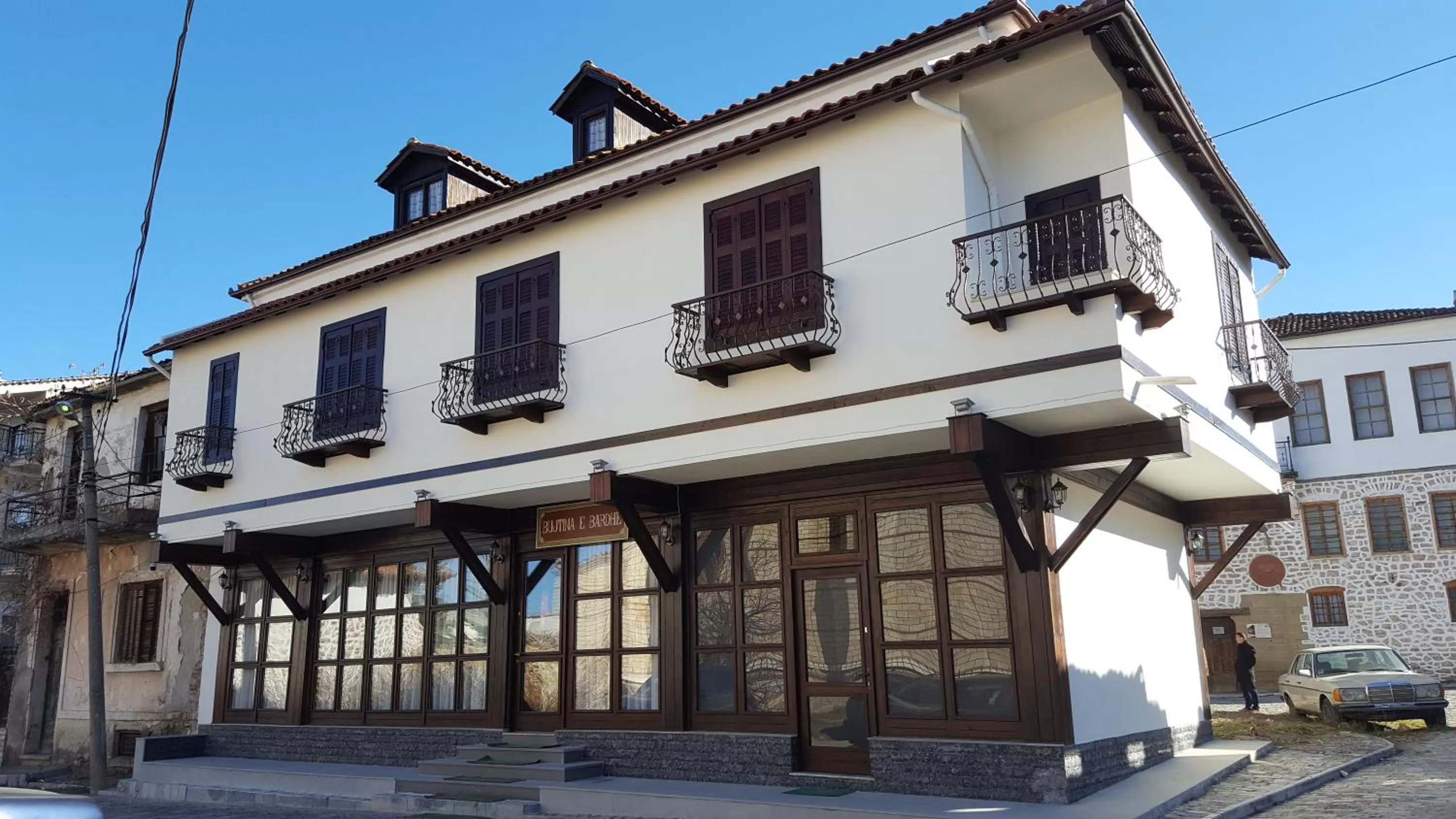 Property building in Hotel Bujtina e Bardhe