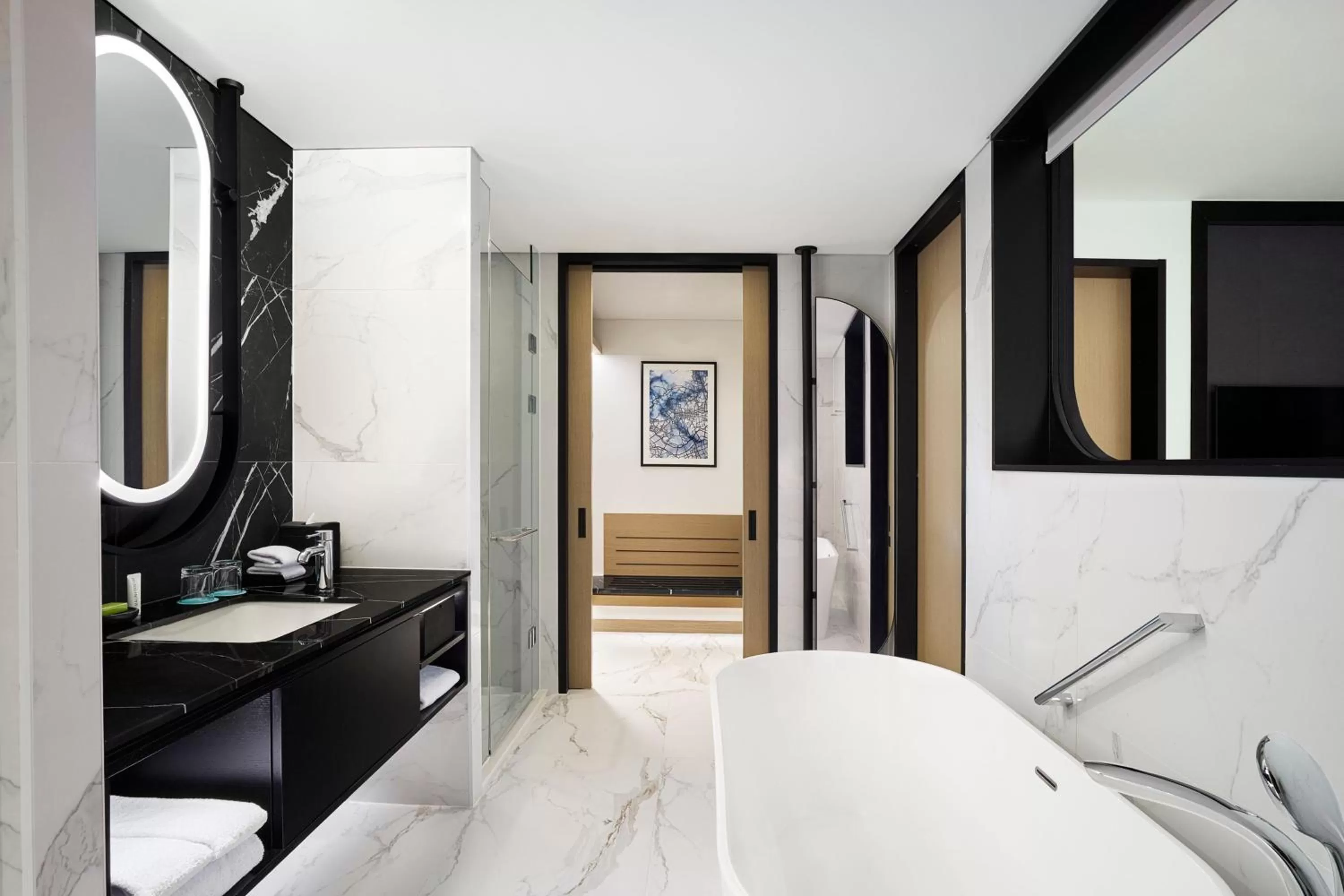Bathroom, Bed in Le Meridien Seoul Myeongdong
