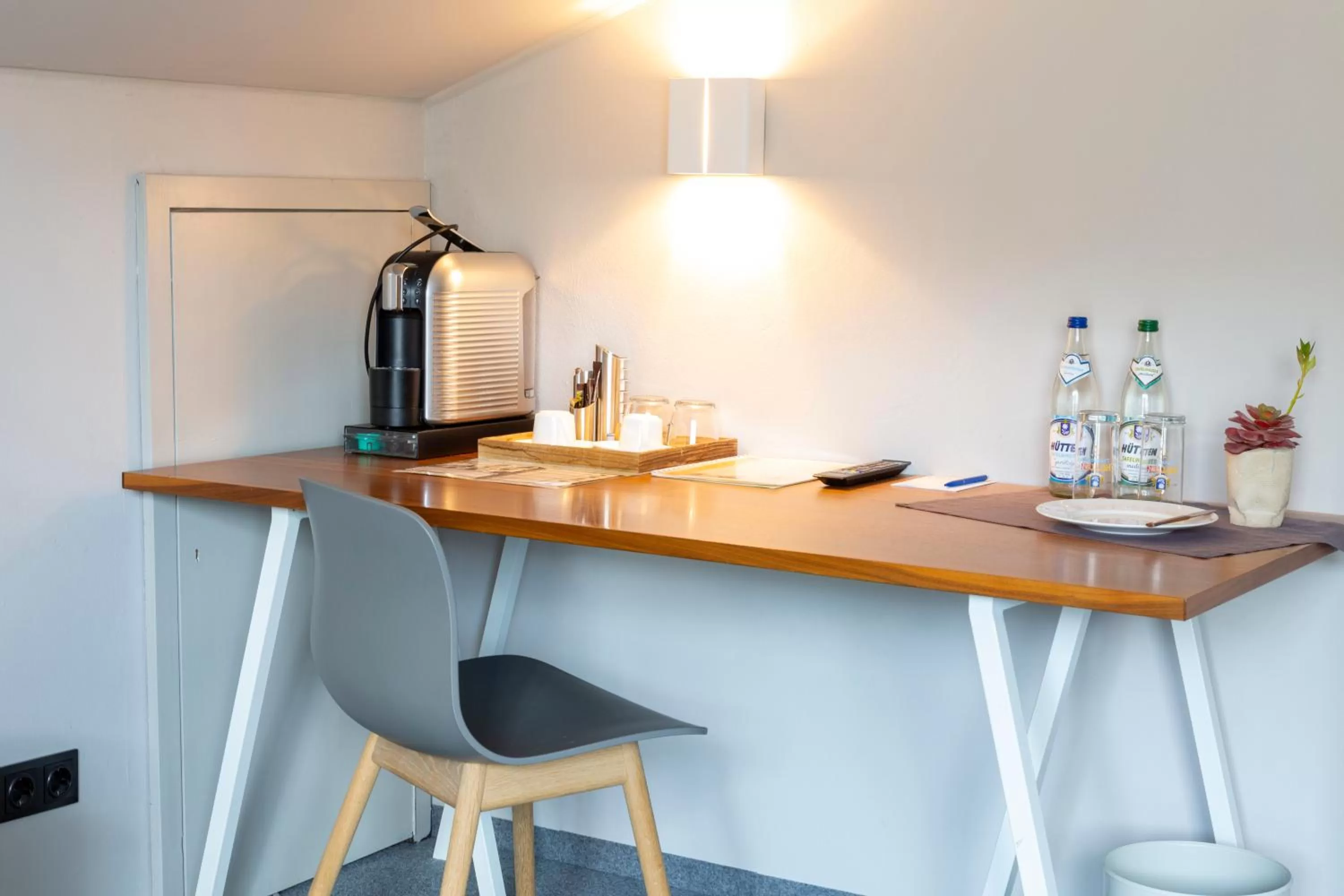 Property building, Kitchen/Kitchenette in Hotel Restaurant Brigitte