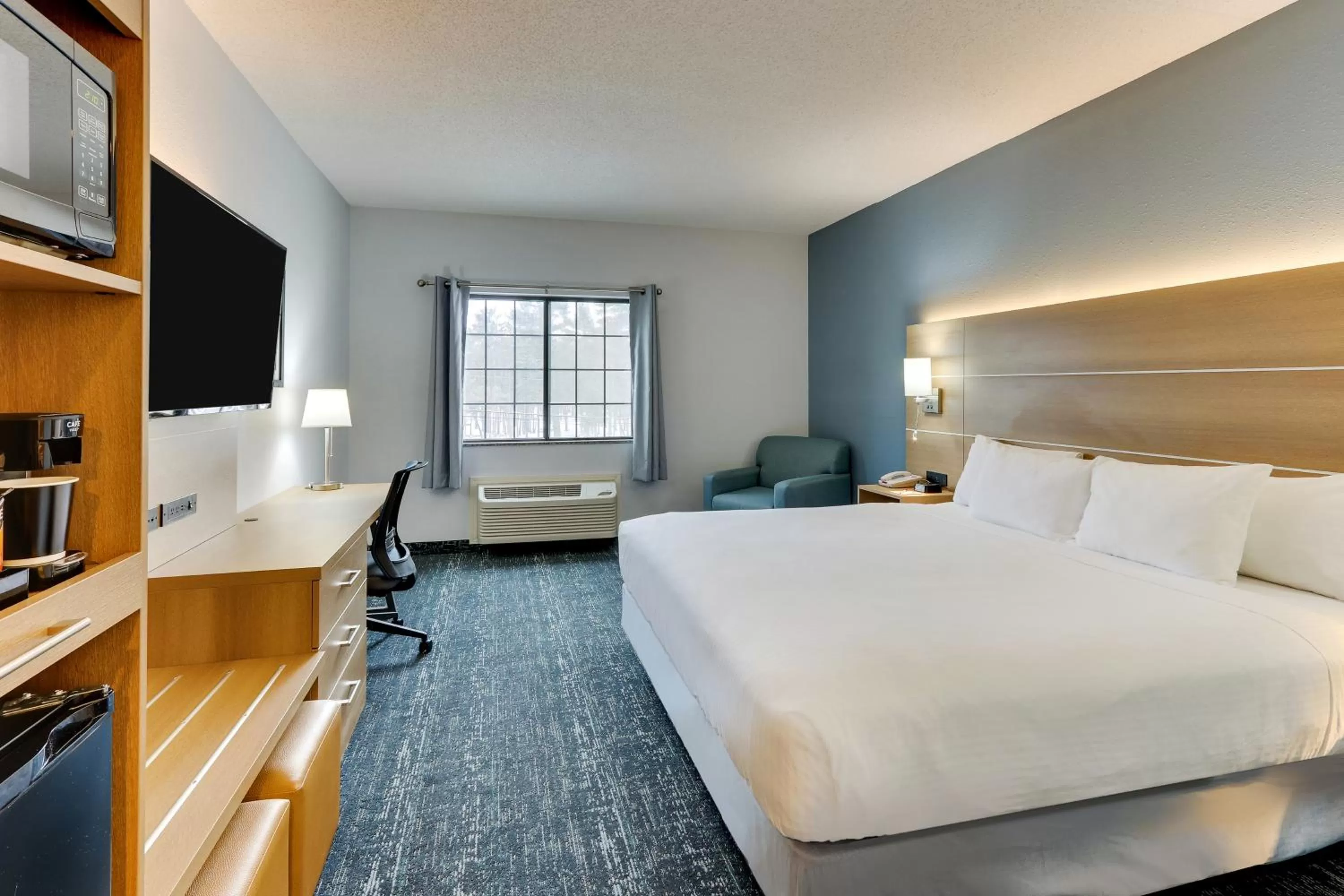 Bed in Parkshore Resort