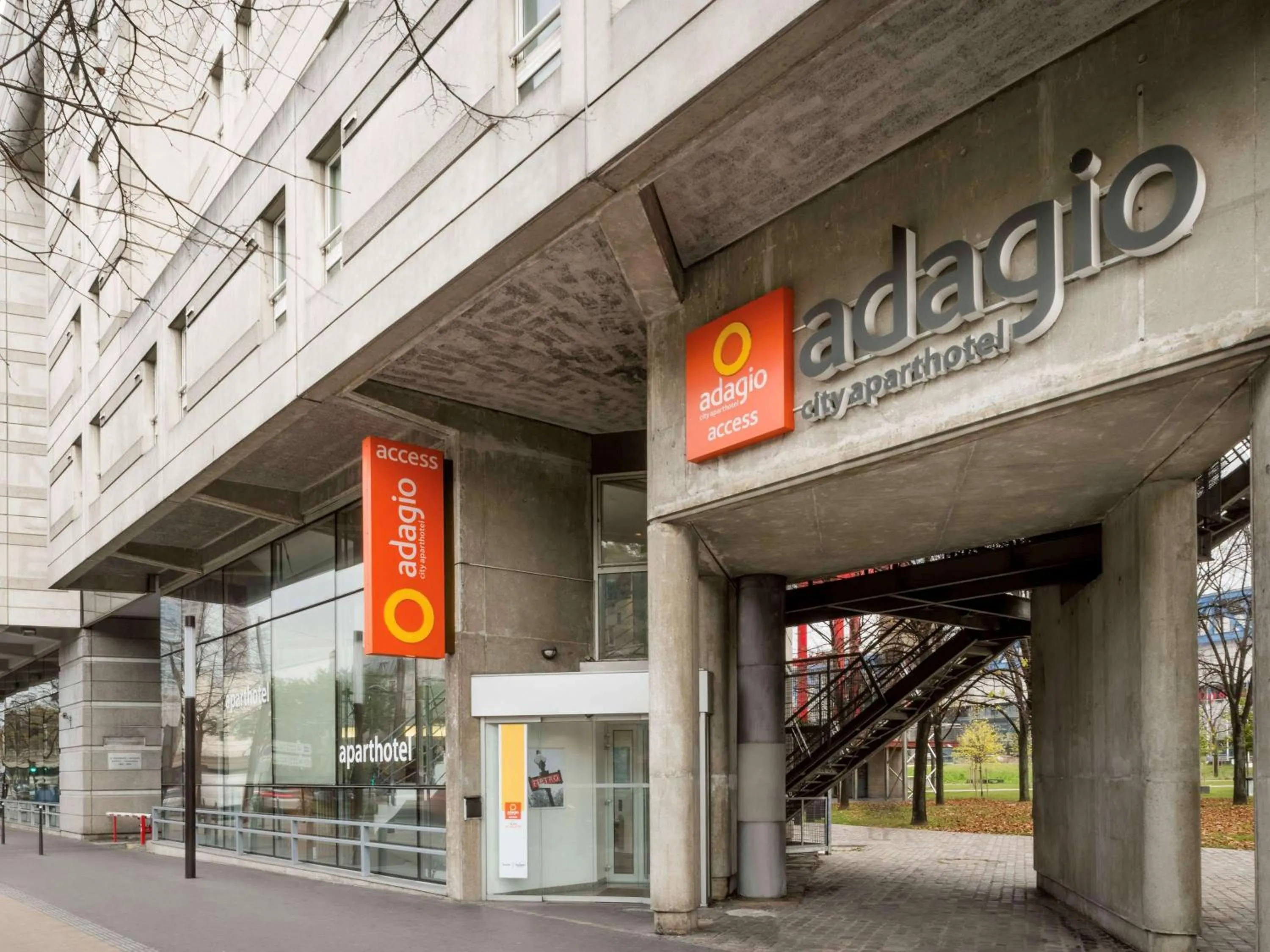 Property building in Aparthotel Adagio Access Paris La Villette