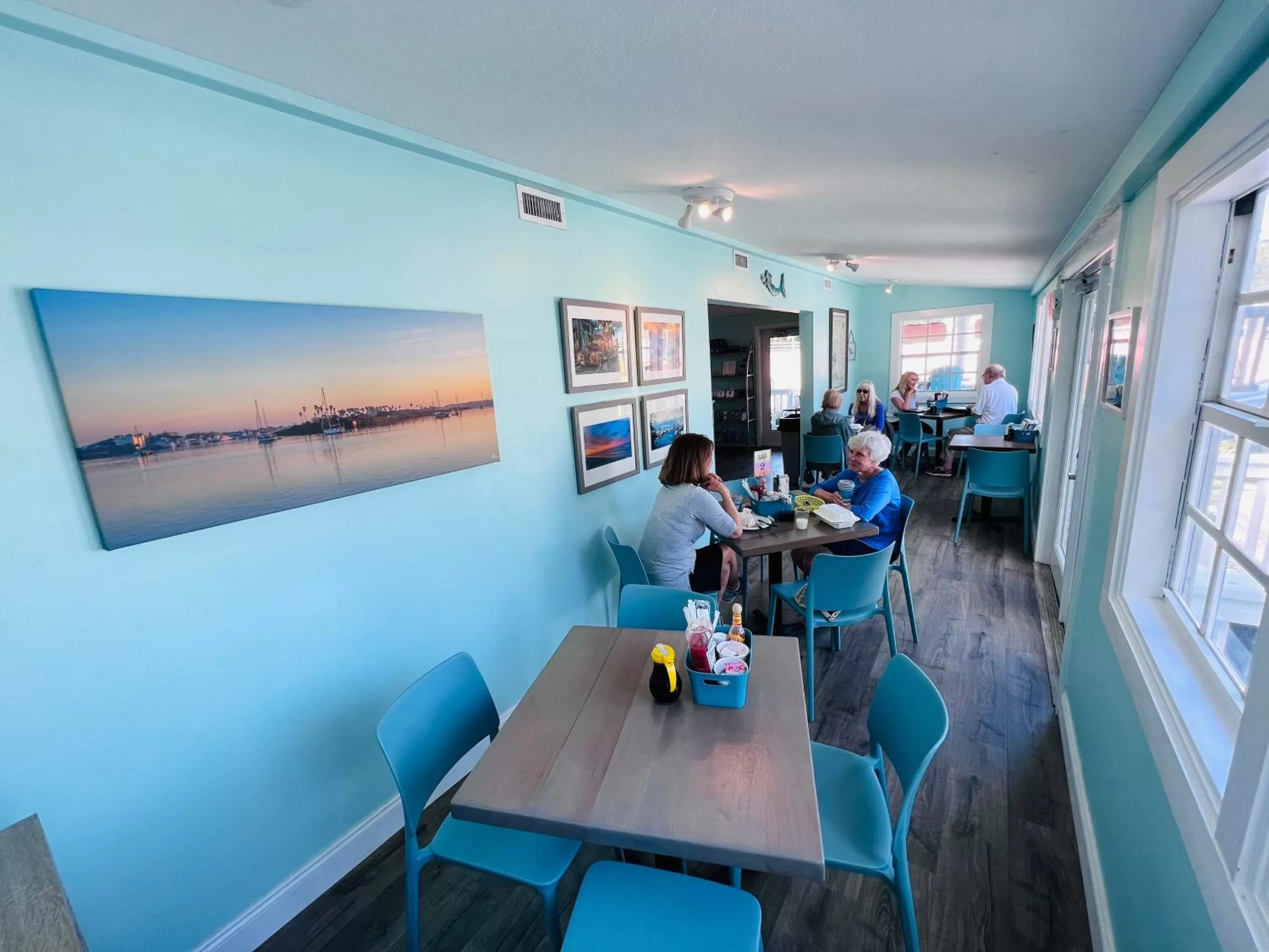 Restaurant/places to eat in The Riverview Hotel - New Smyrna Beach