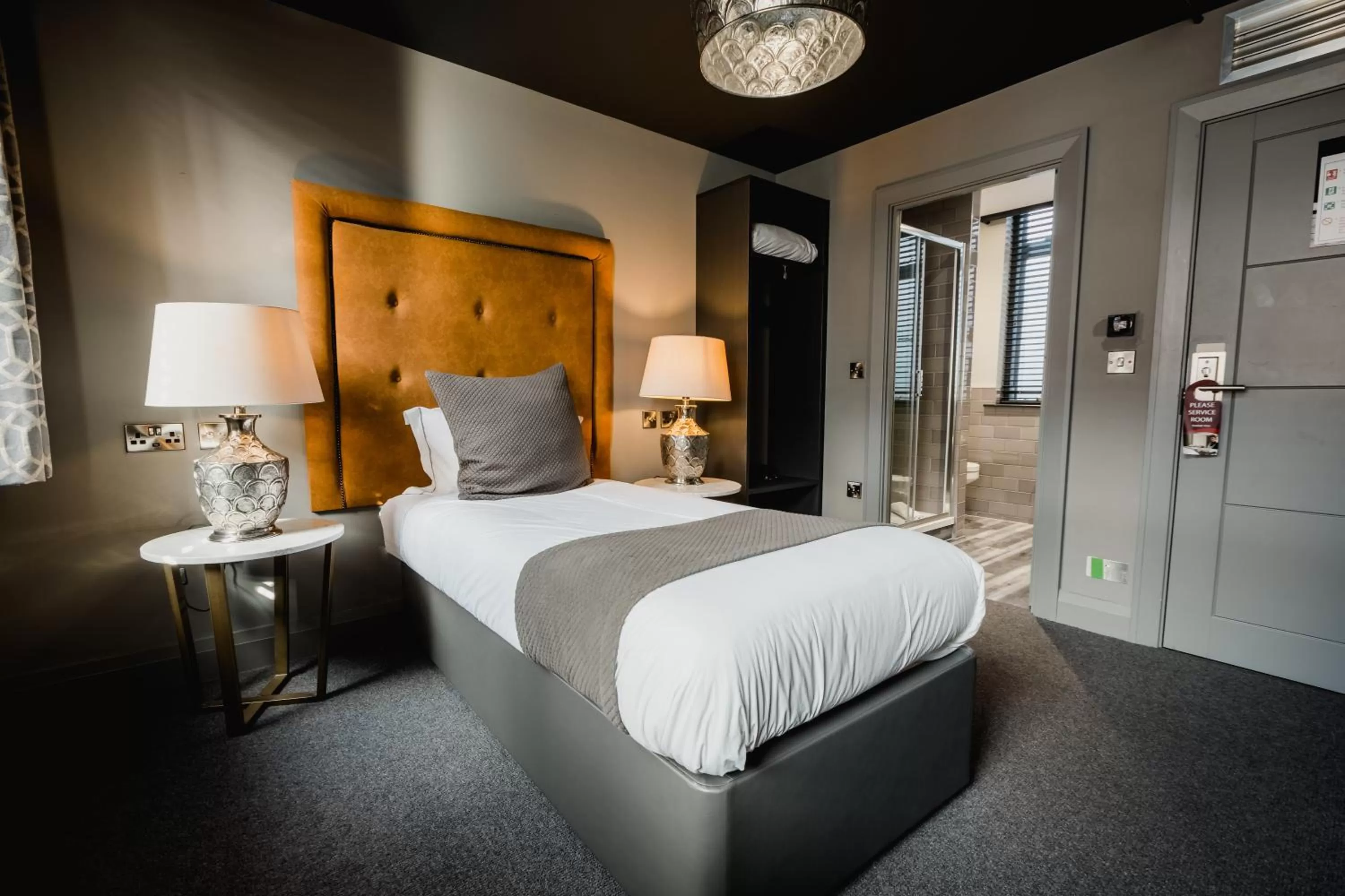 Bedroom in Green Ginger House