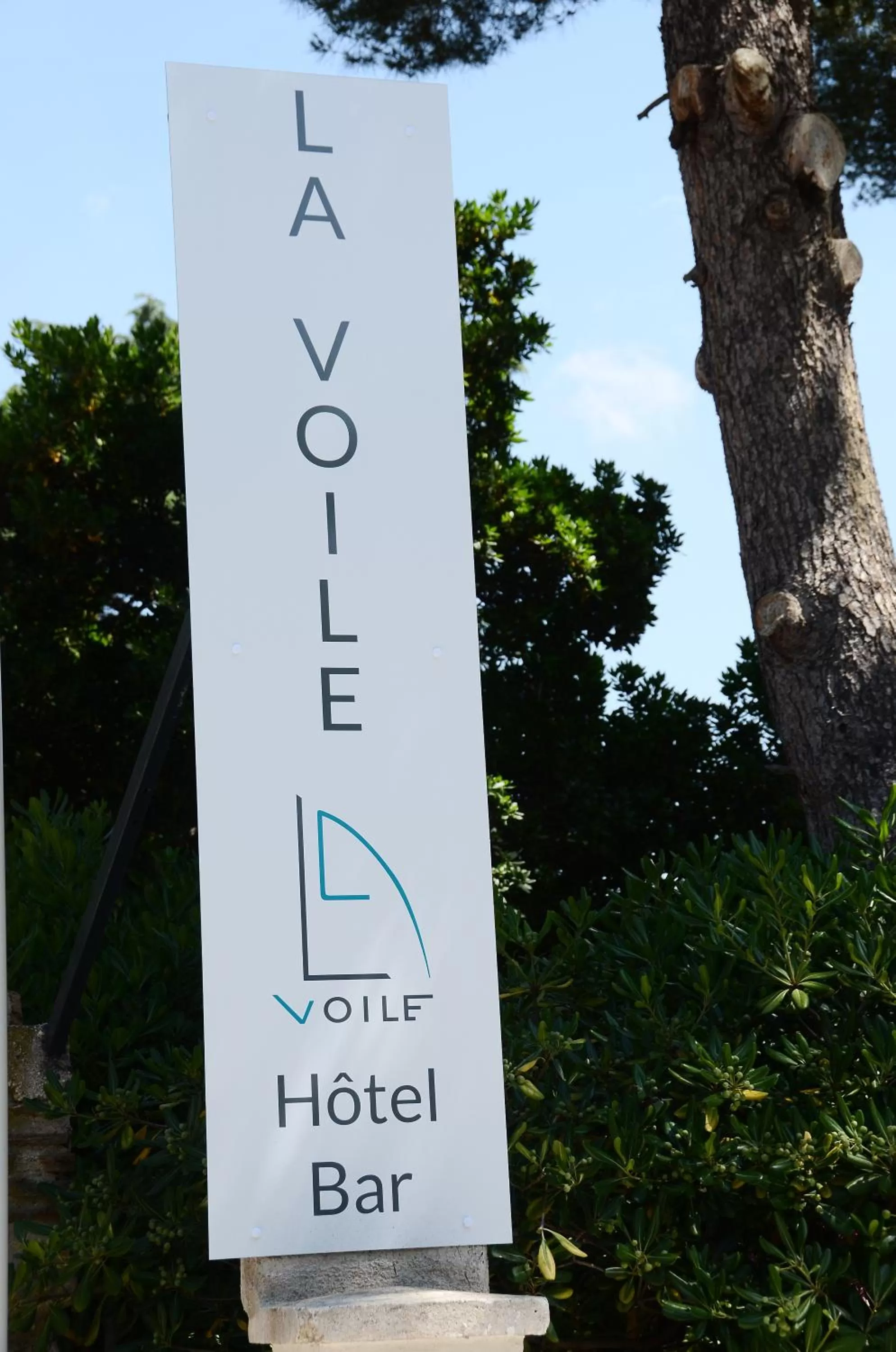 Facade/entrance in Hotel La Voile