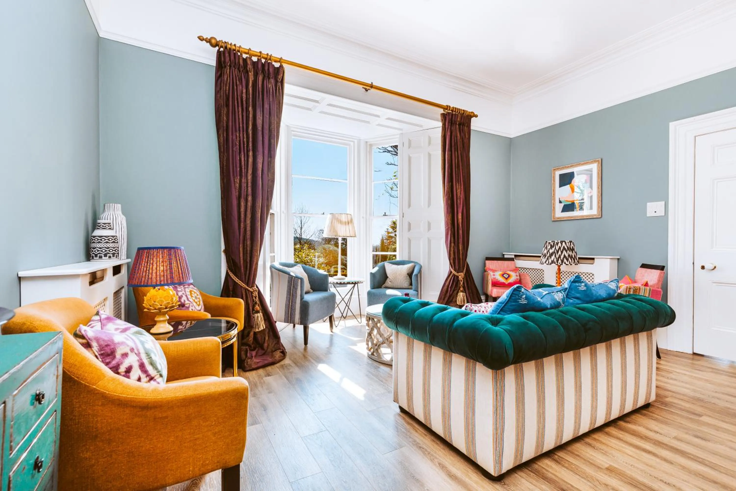 Communal lounge/ TV room, Bed in The Horn Of Plenty