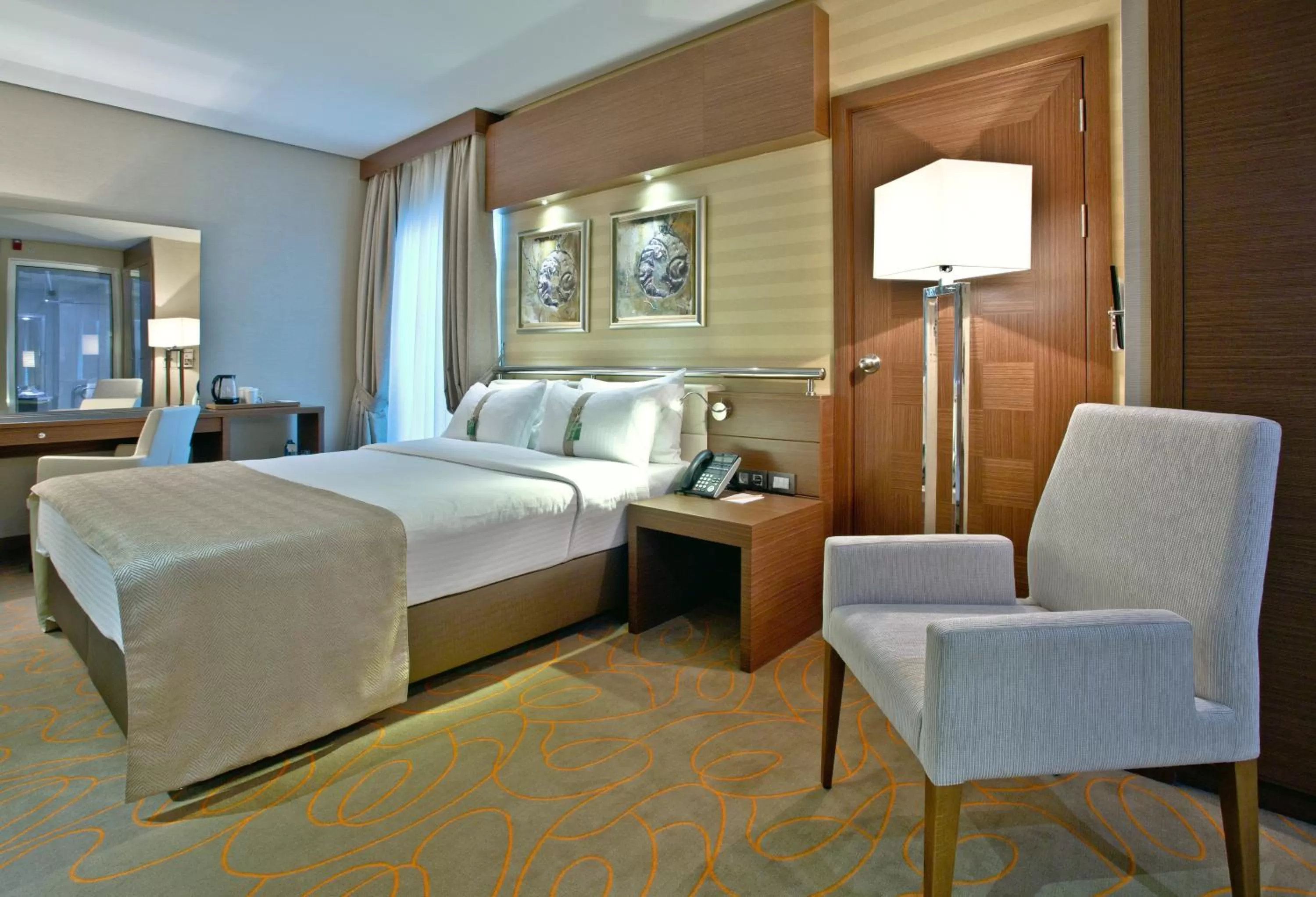 Photo of the whole room, Bed in Holiday Inn Ankara-Kavaklidere by IHG